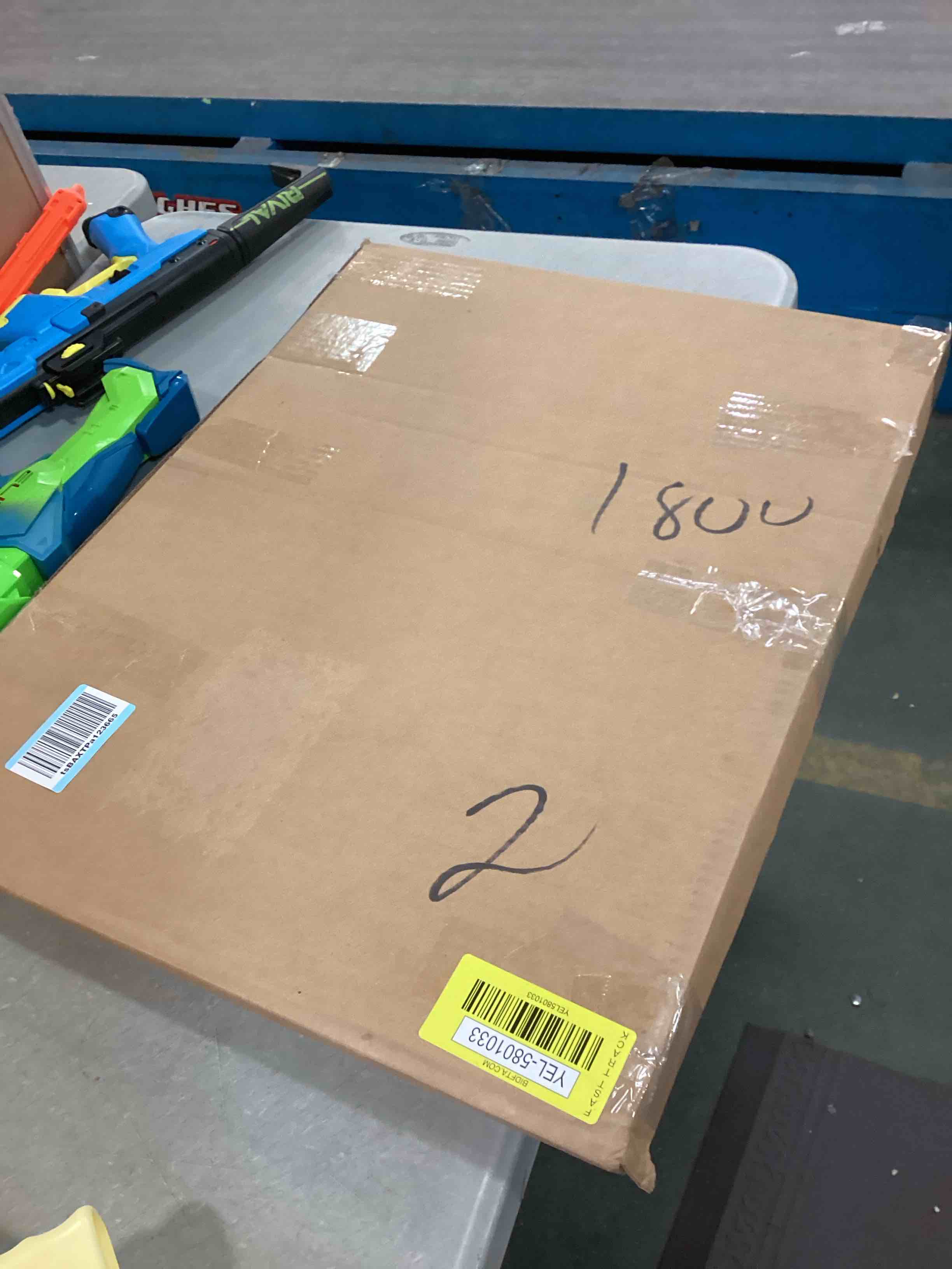 https://s3.amazonaws.com/lotting-images-prod/bidfta/YEL5801033_1705846684300.jpeg