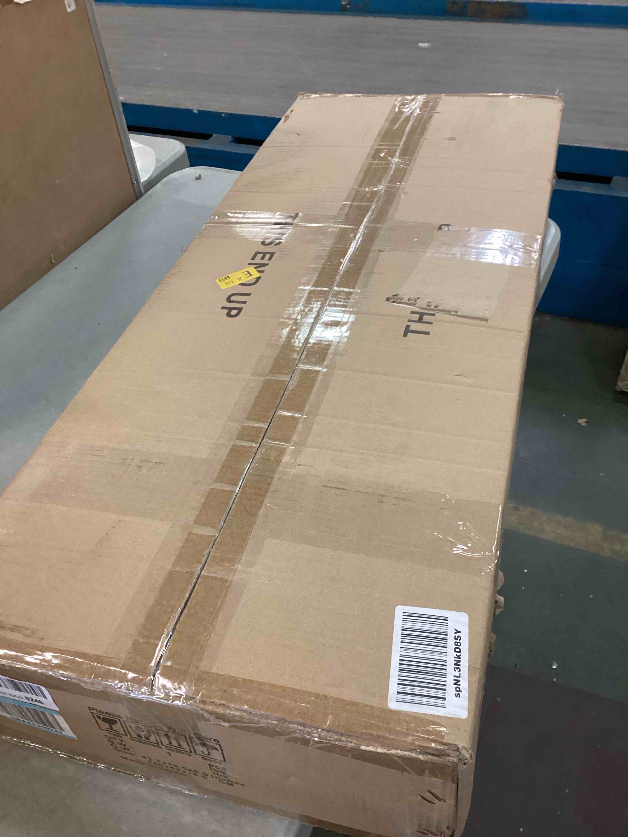 https://s3.amazonaws.com/lotting-images-prod/bidfta/YEL5801061_1705851081678.jpeg