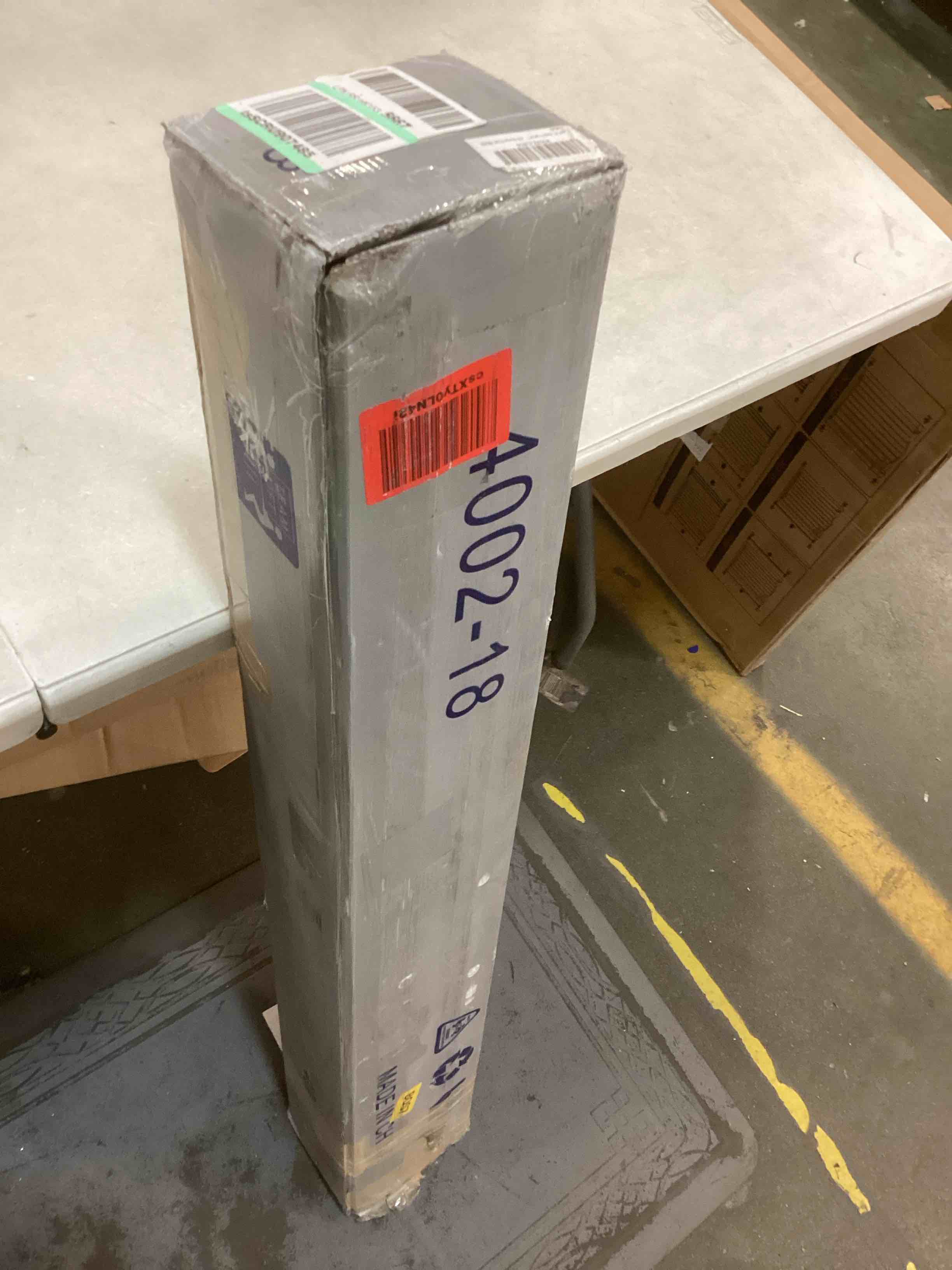 https://s3.amazonaws.com/lotting-images-prod/bidfta/YEL5801513_1706034034624.jpeg