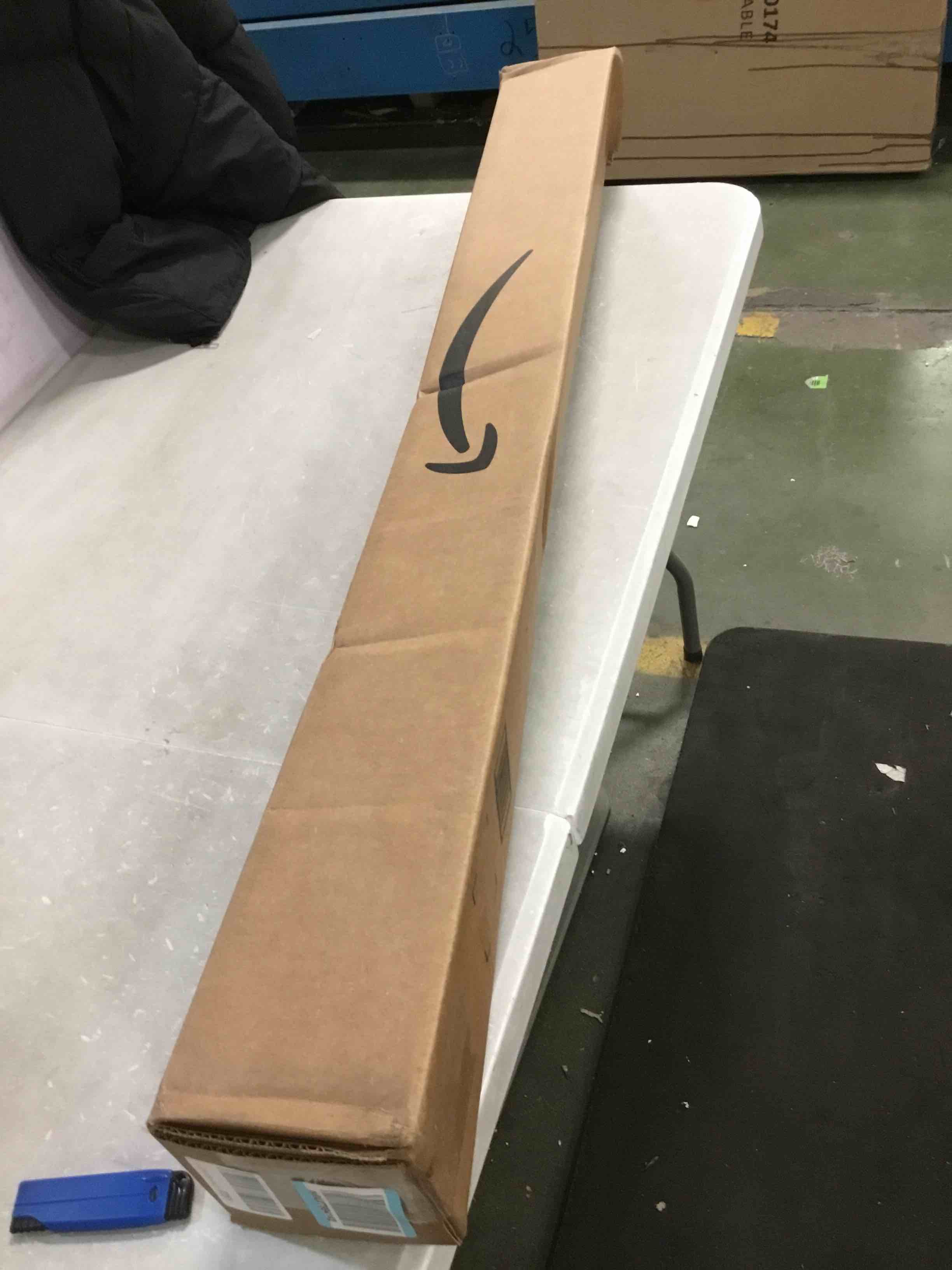 https://s3.amazonaws.com/lotting-images-prod/bidfta/YEL5801814_1706186034151.jpeg