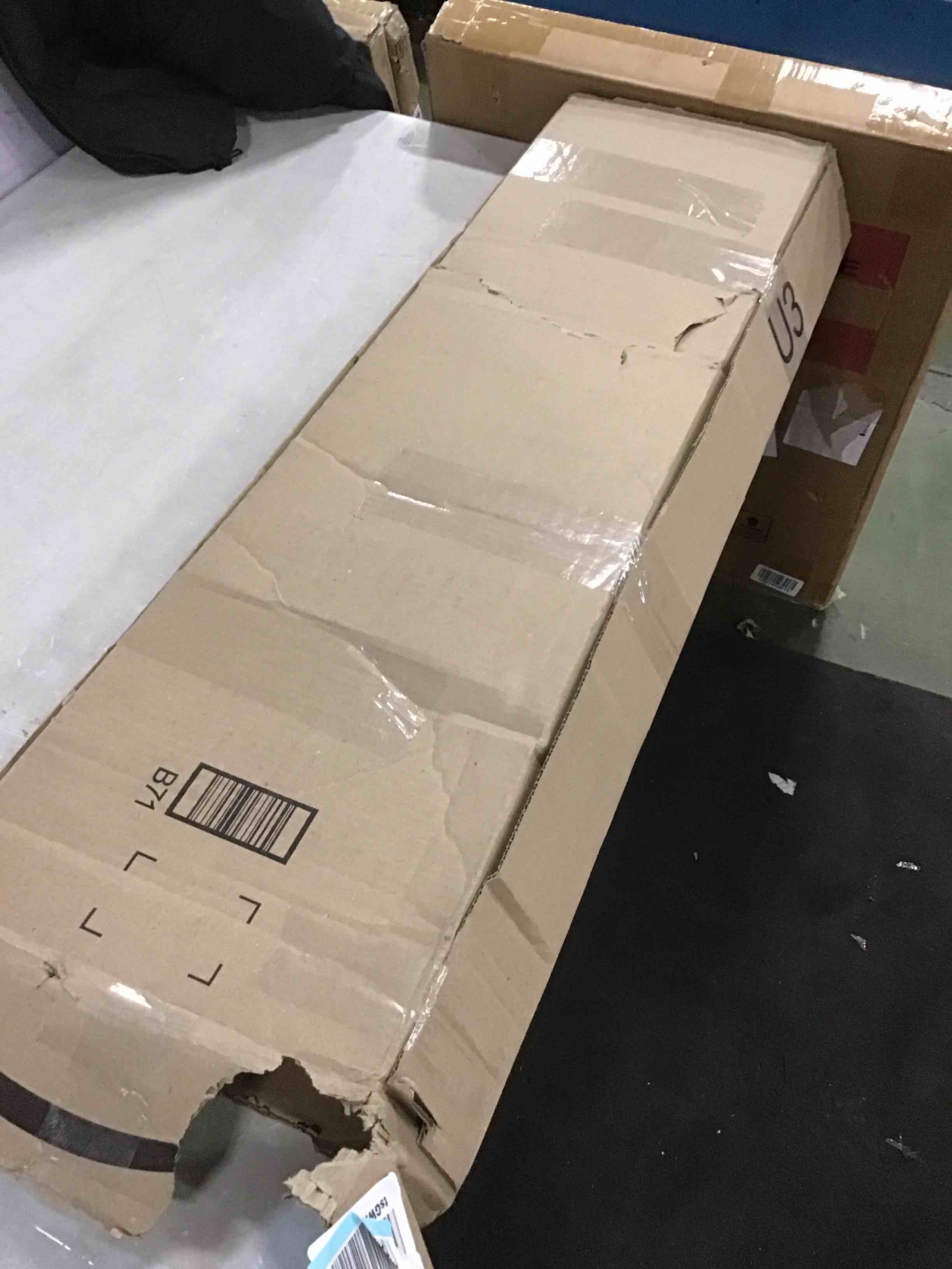 https://s3.amazonaws.com/lotting-images-prod/bidfta/YEL5802013_1706210800205.jpeg