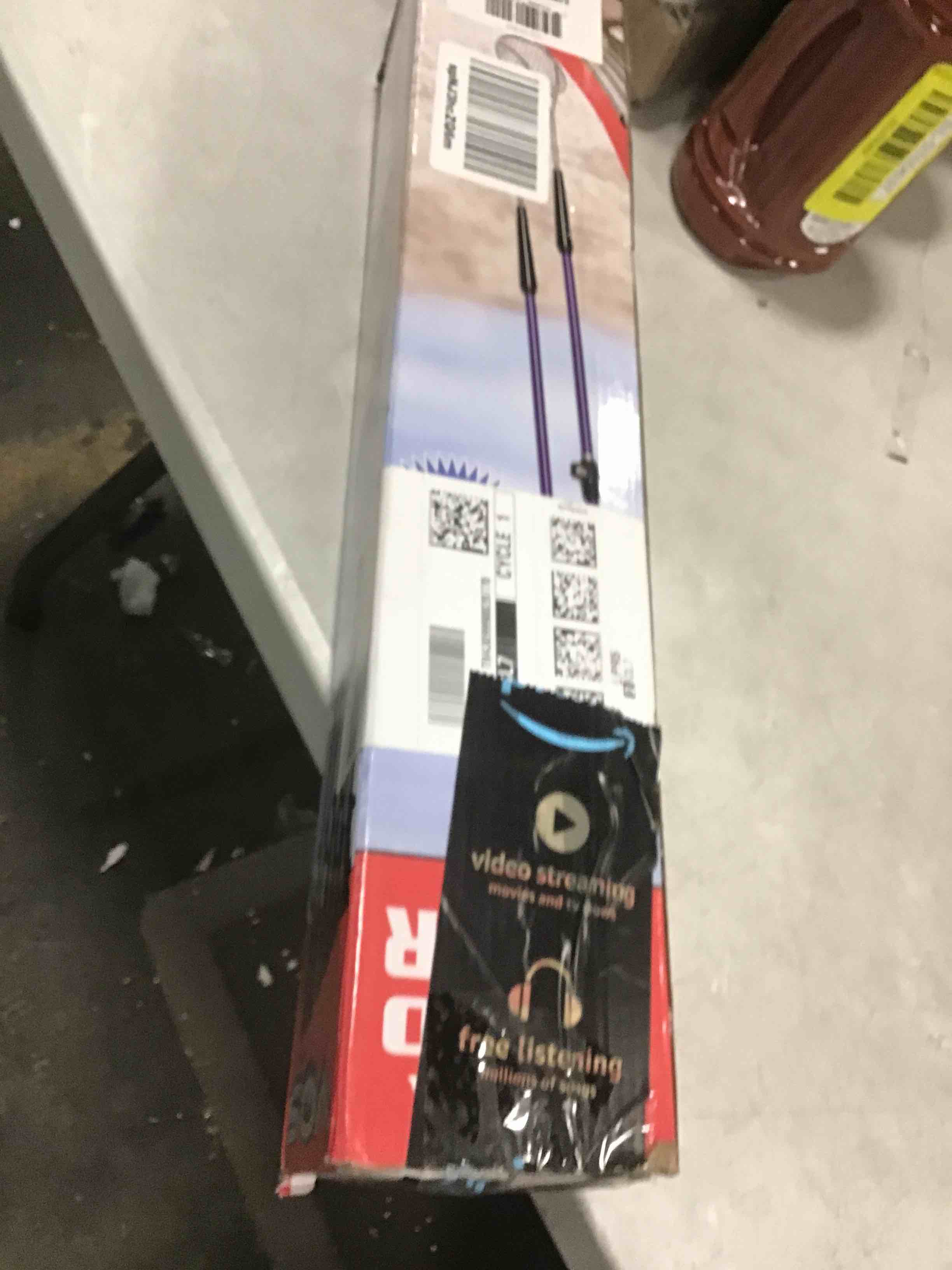 https://s3.amazonaws.com/lotting-images-prod/bidfta/YEL5802989_1706217024214.jpeg