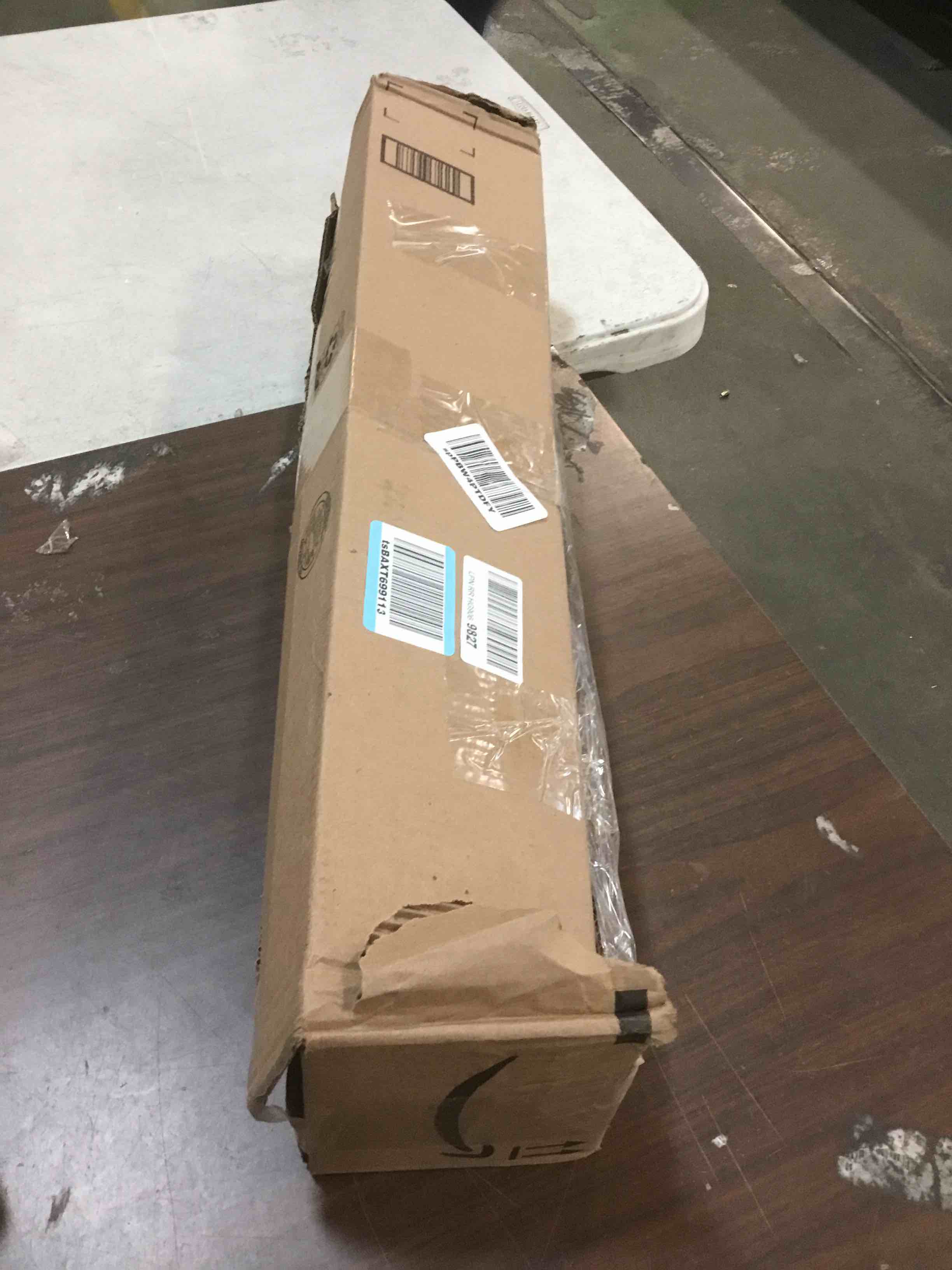 https://s3.amazonaws.com/lotting-images-prod/bidfta/YEL5803456_1707830407510.jpeg