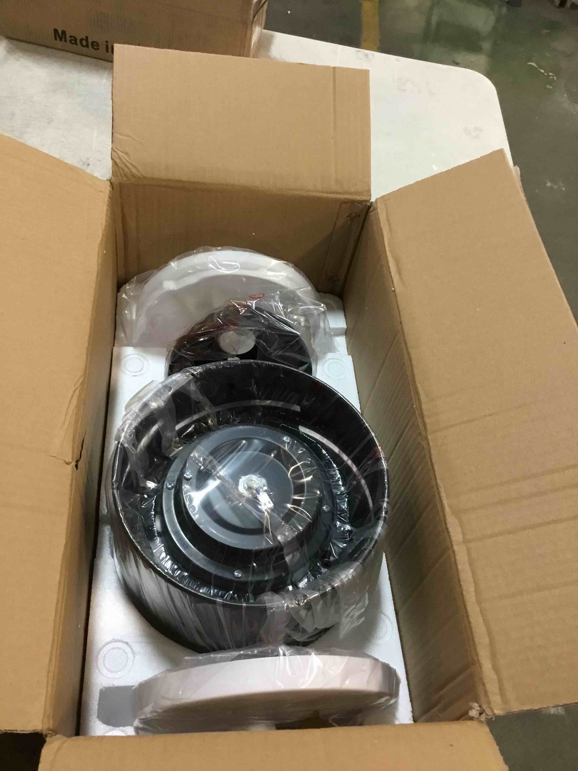 https://s3.amazonaws.com/lotting-images-prod/bidfta/YEL5803475_1707832566040.jpeg