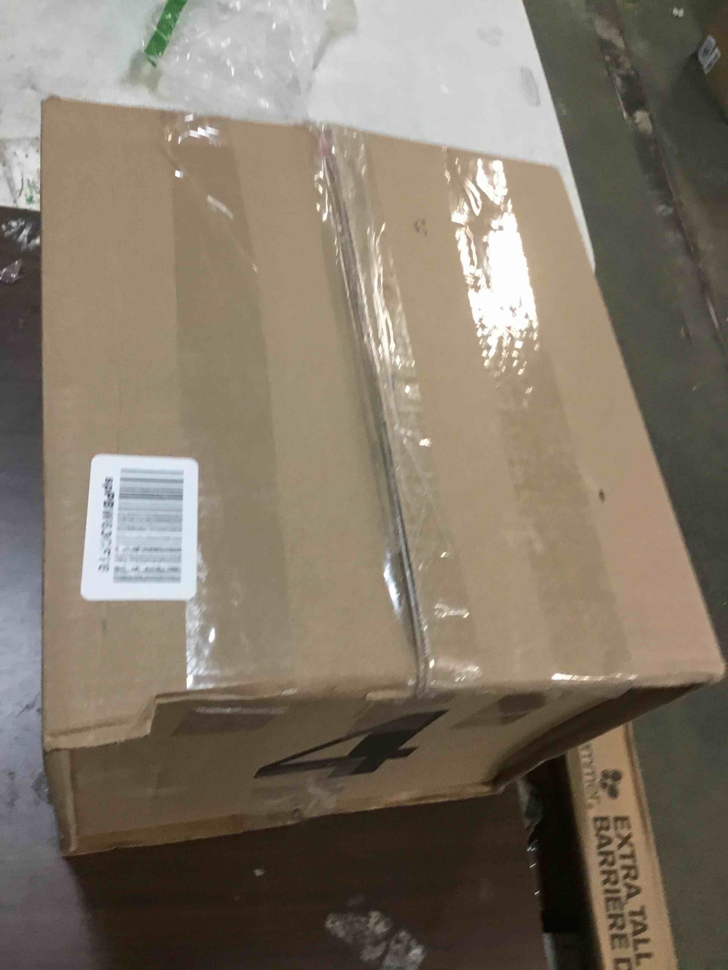 https://s3.amazonaws.com/lotting-images-prod/bidfta/YEL5803610_1707857450306.jpeg