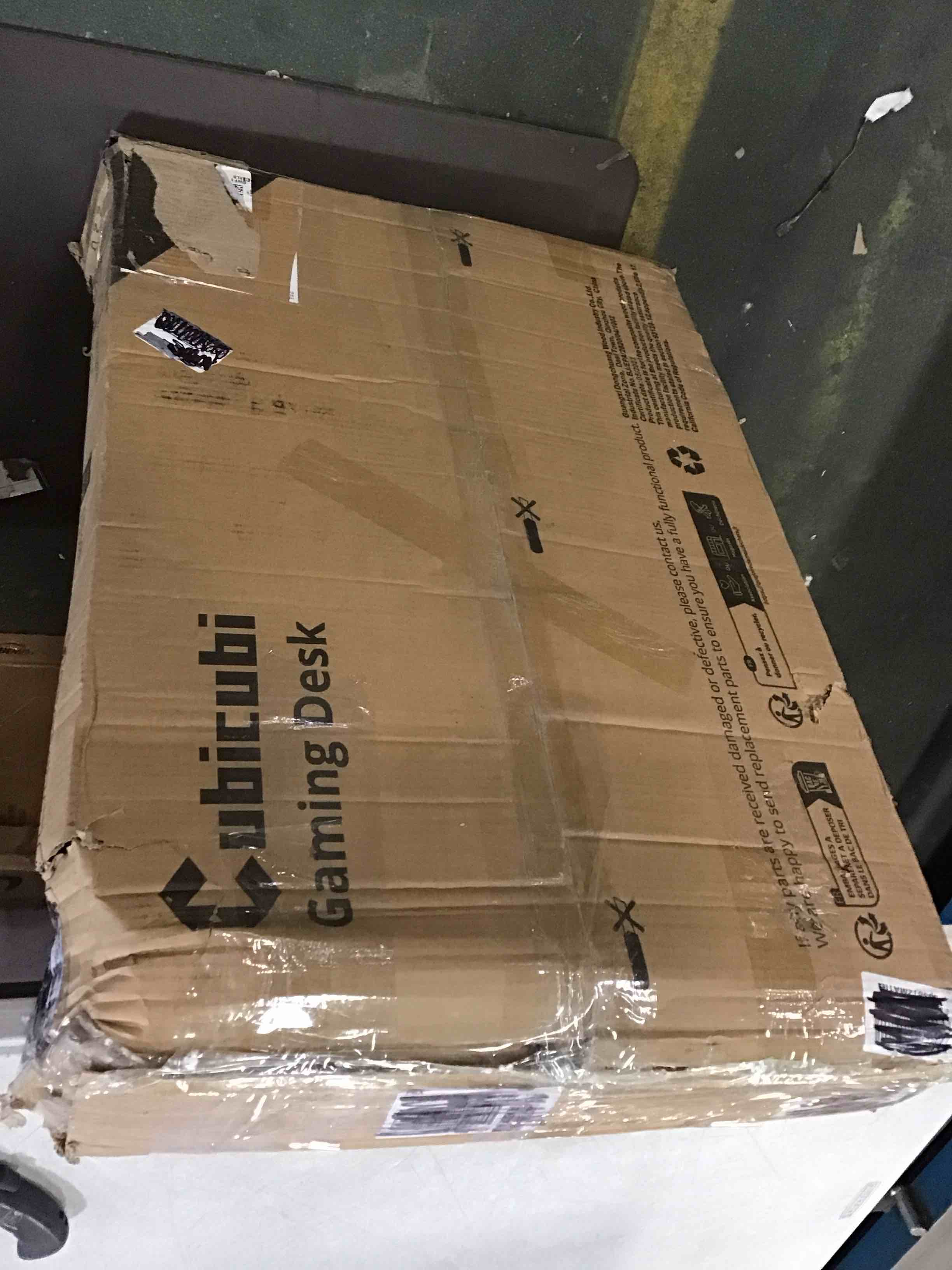 https://s3.amazonaws.com/lotting-images-prod/bidfta/YEL5804024_1705429387272.jpeg