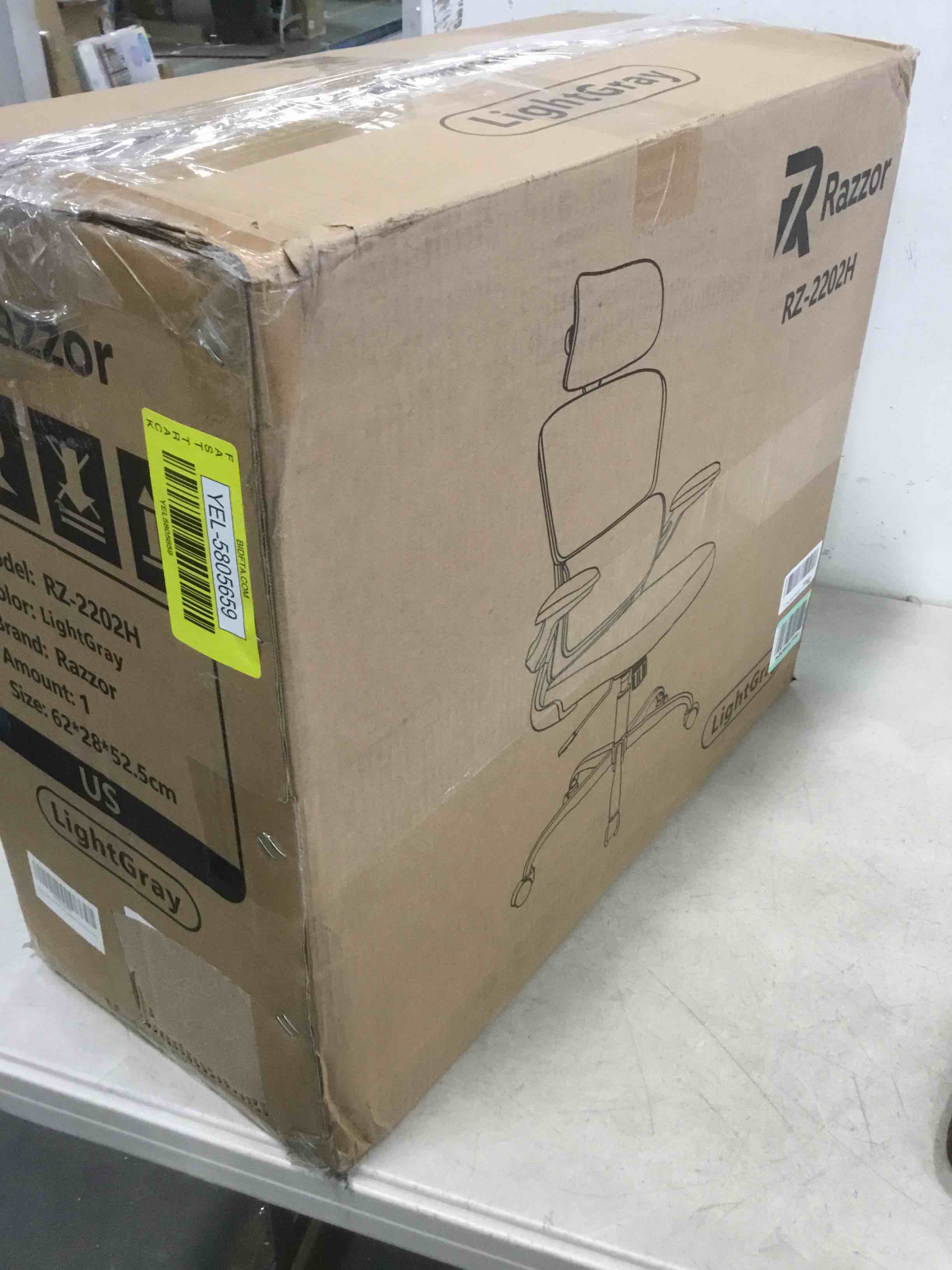 https://s3.amazonaws.com/lotting-images-prod/bidfta/YEL5805659_1705425874525.jpeg
