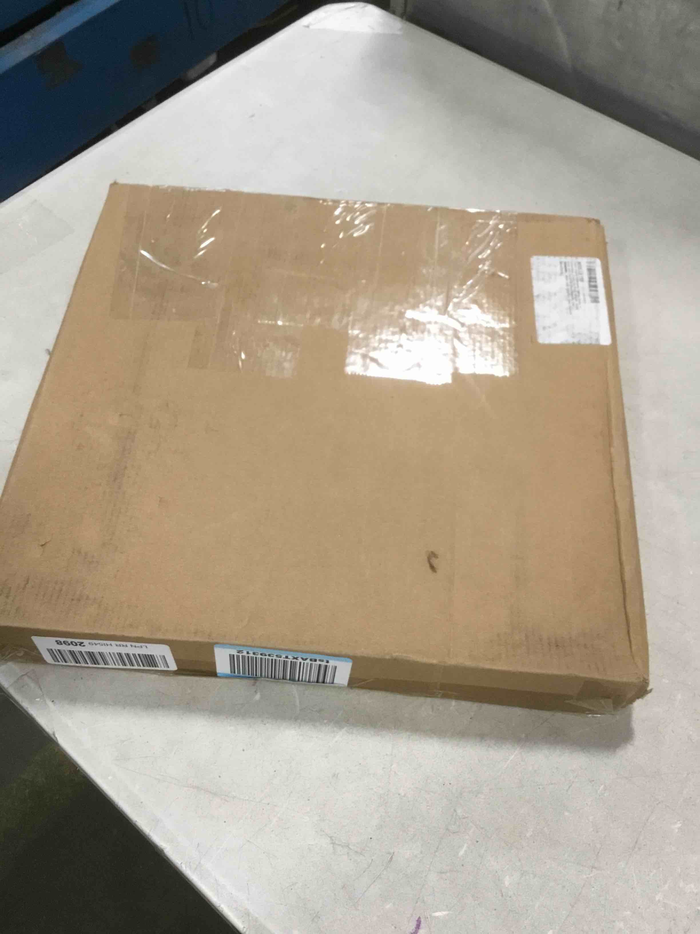 https://s3.amazonaws.com/lotting-images-prod/bidfta/YEL5806178_1705608250394.jpeg