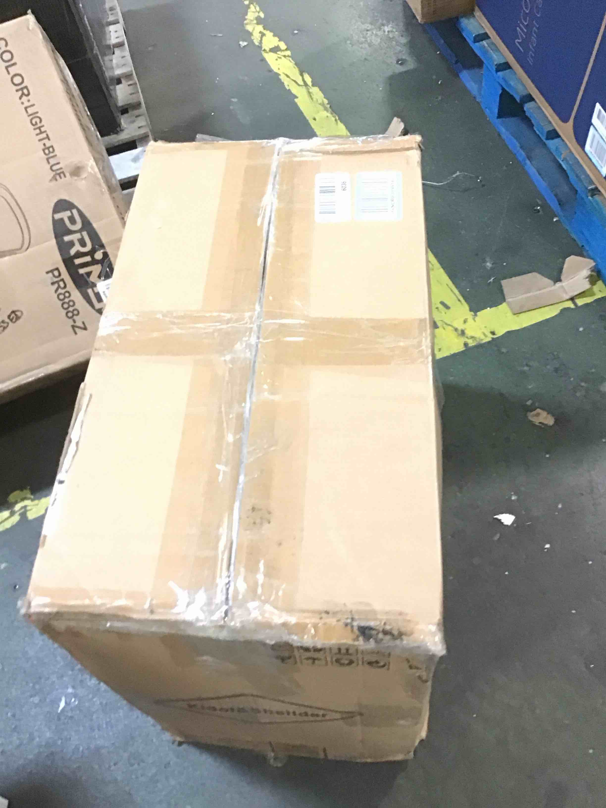 https://s3.amazonaws.com/lotting-images-prod/bidfta/YEL5807264_1705611336559.jpeg