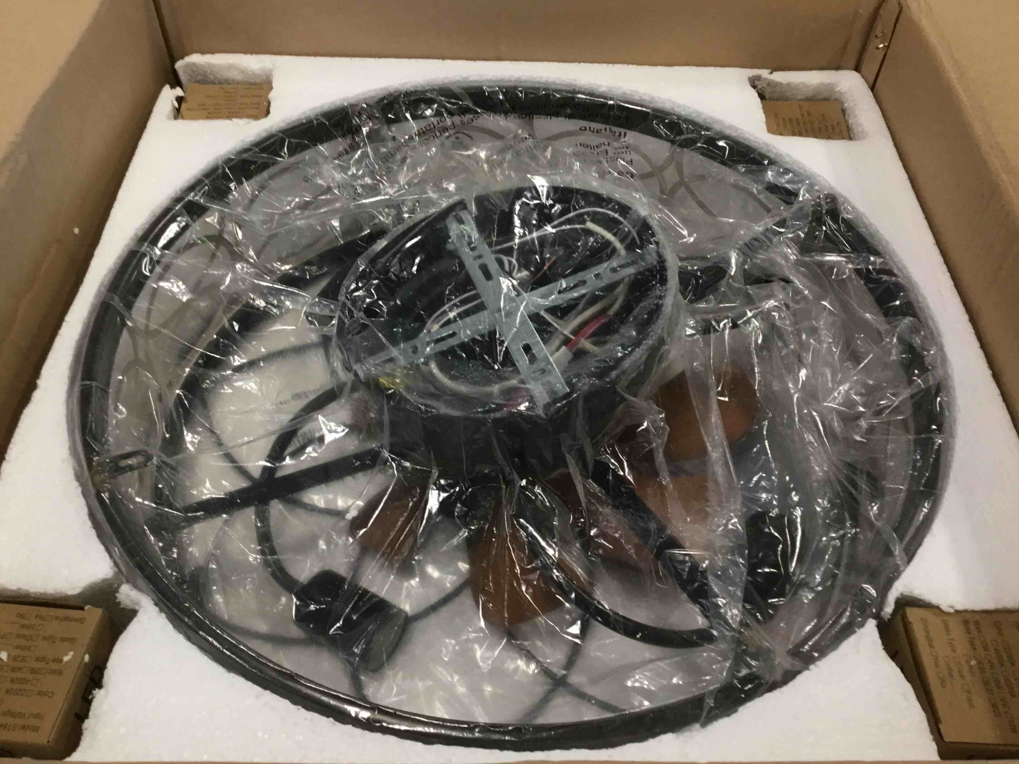 https://s3.amazonaws.com/lotting-images-prod/bidfta/YEL5808781_1705523529009.jpeg