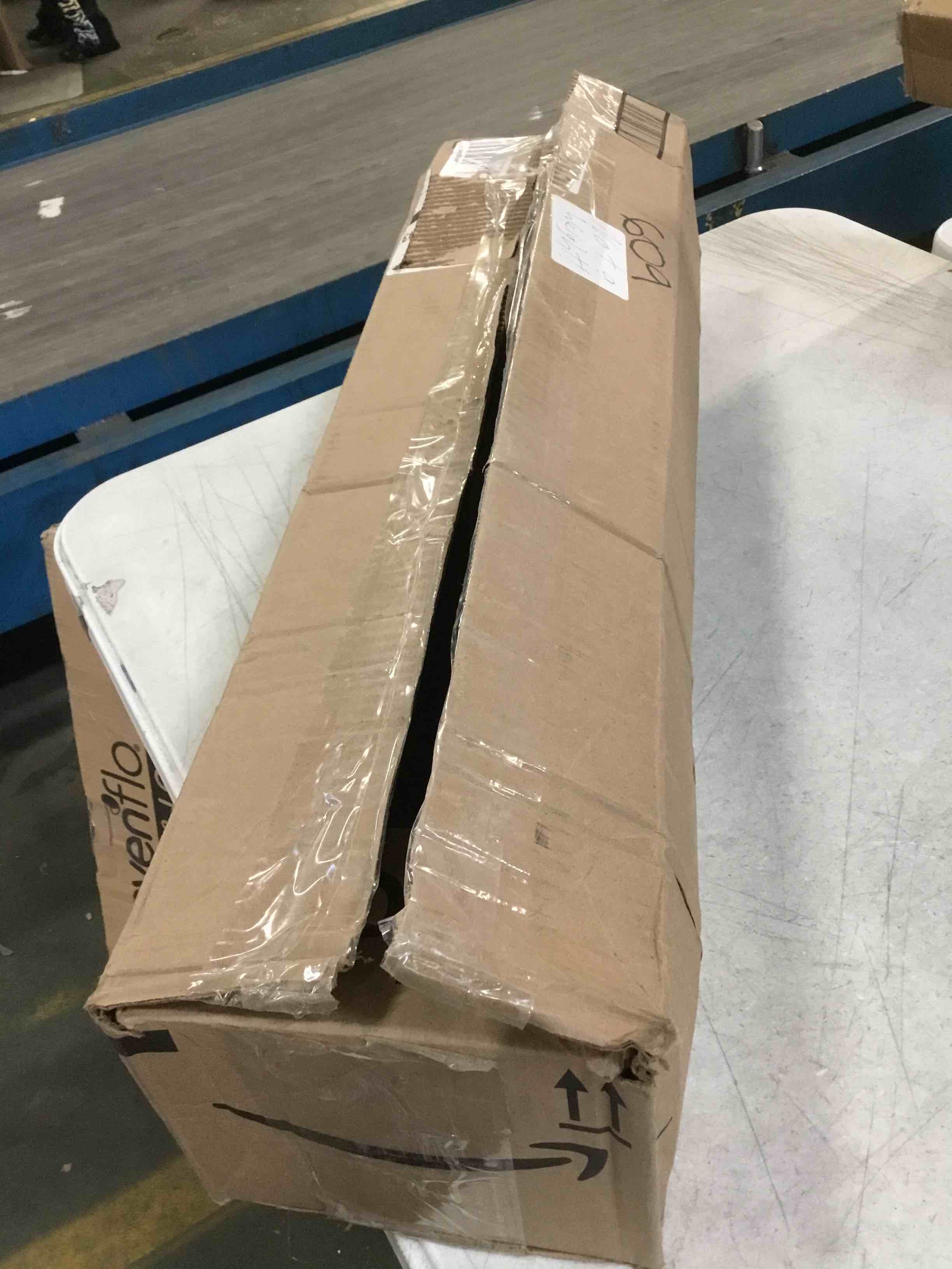 https://s3.amazonaws.com/lotting-images-prod/bidfta/YEL5809419_1705782614198.jpeg
