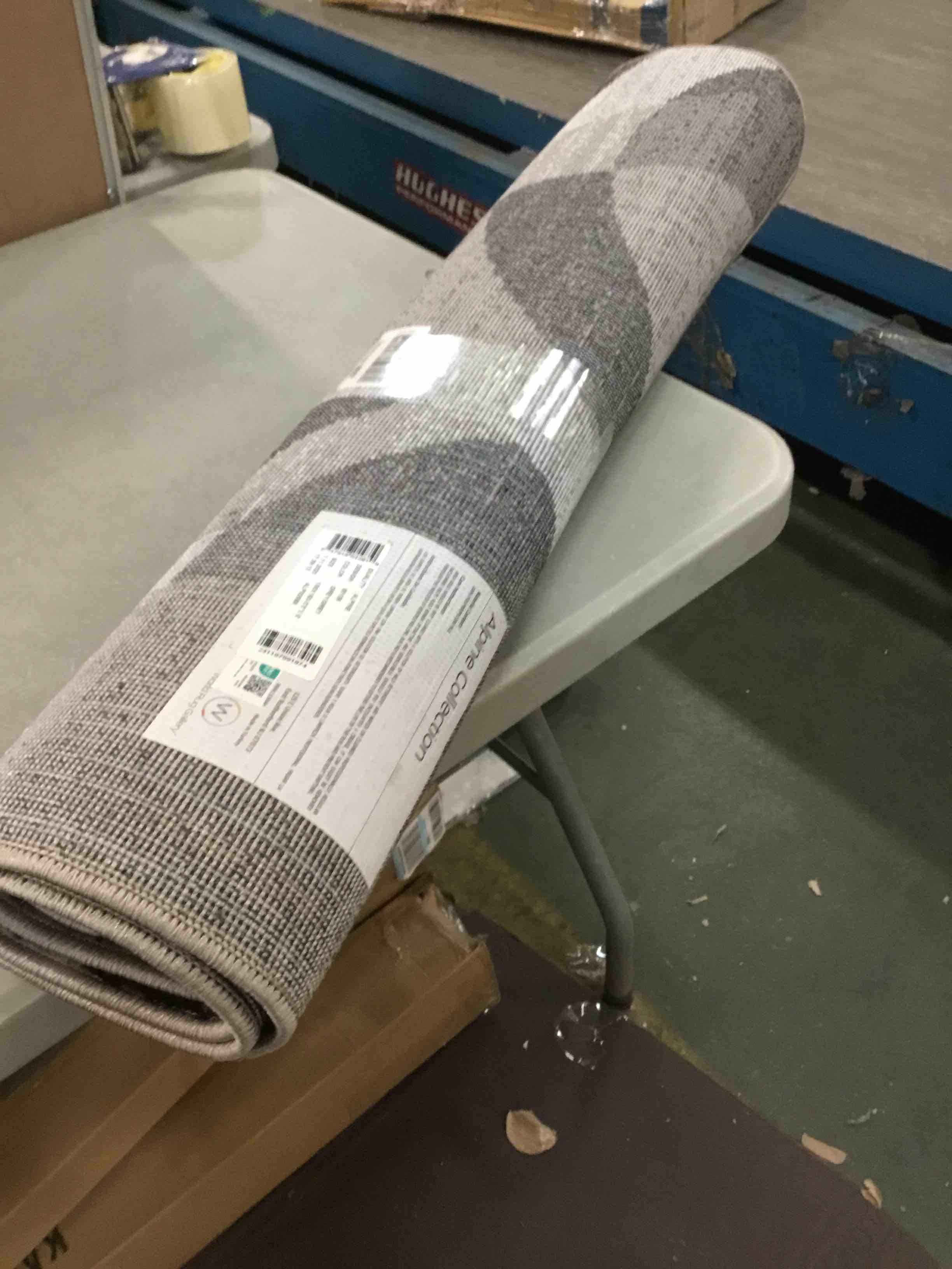 https://s3.amazonaws.com/lotting-images-prod/bidfta/YEL5809673_1705935006471.jpeg
