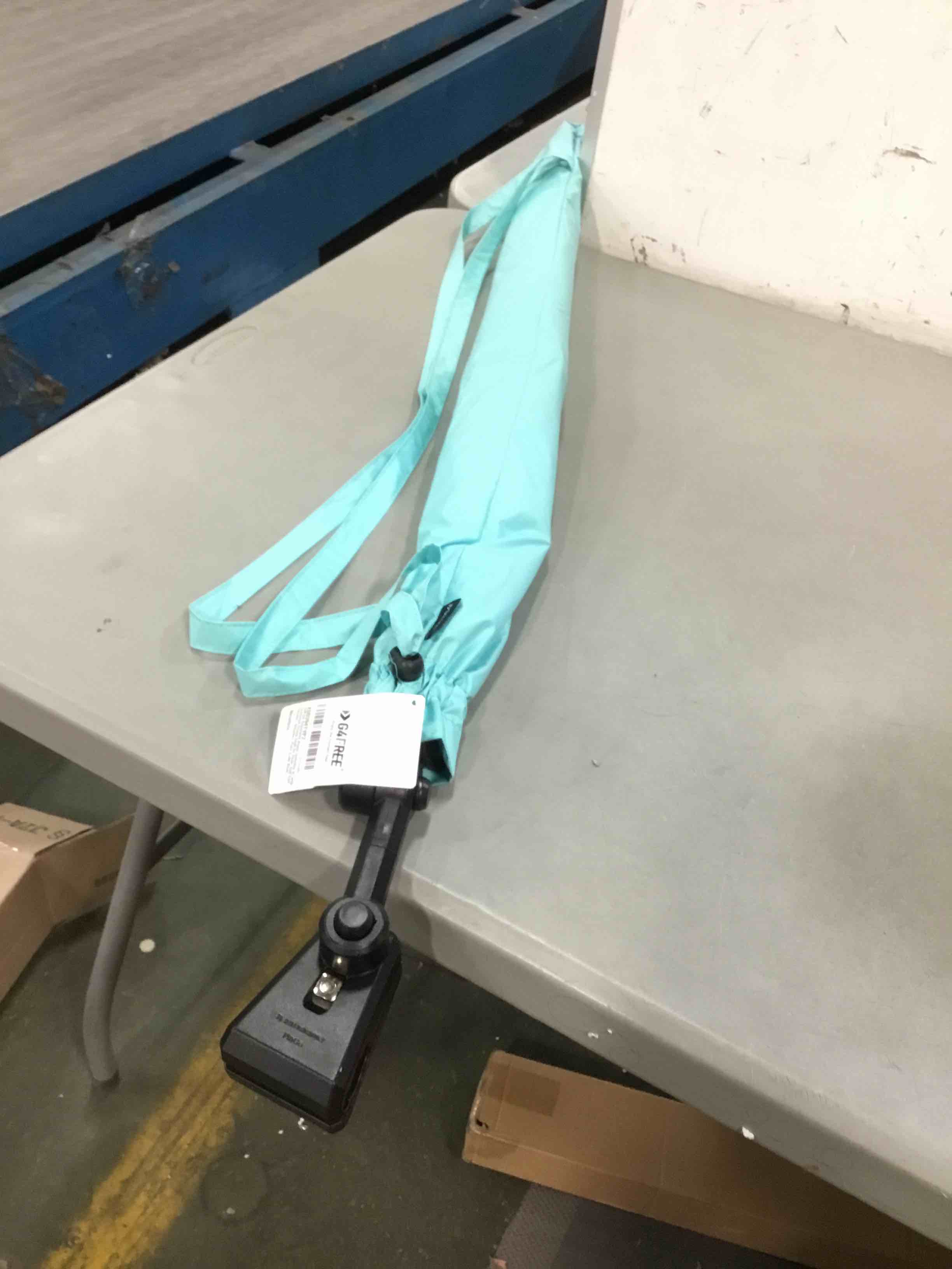 https://s3.amazonaws.com/lotting-images-prod/bidfta/YEL5809867_1706017765737.jpeg