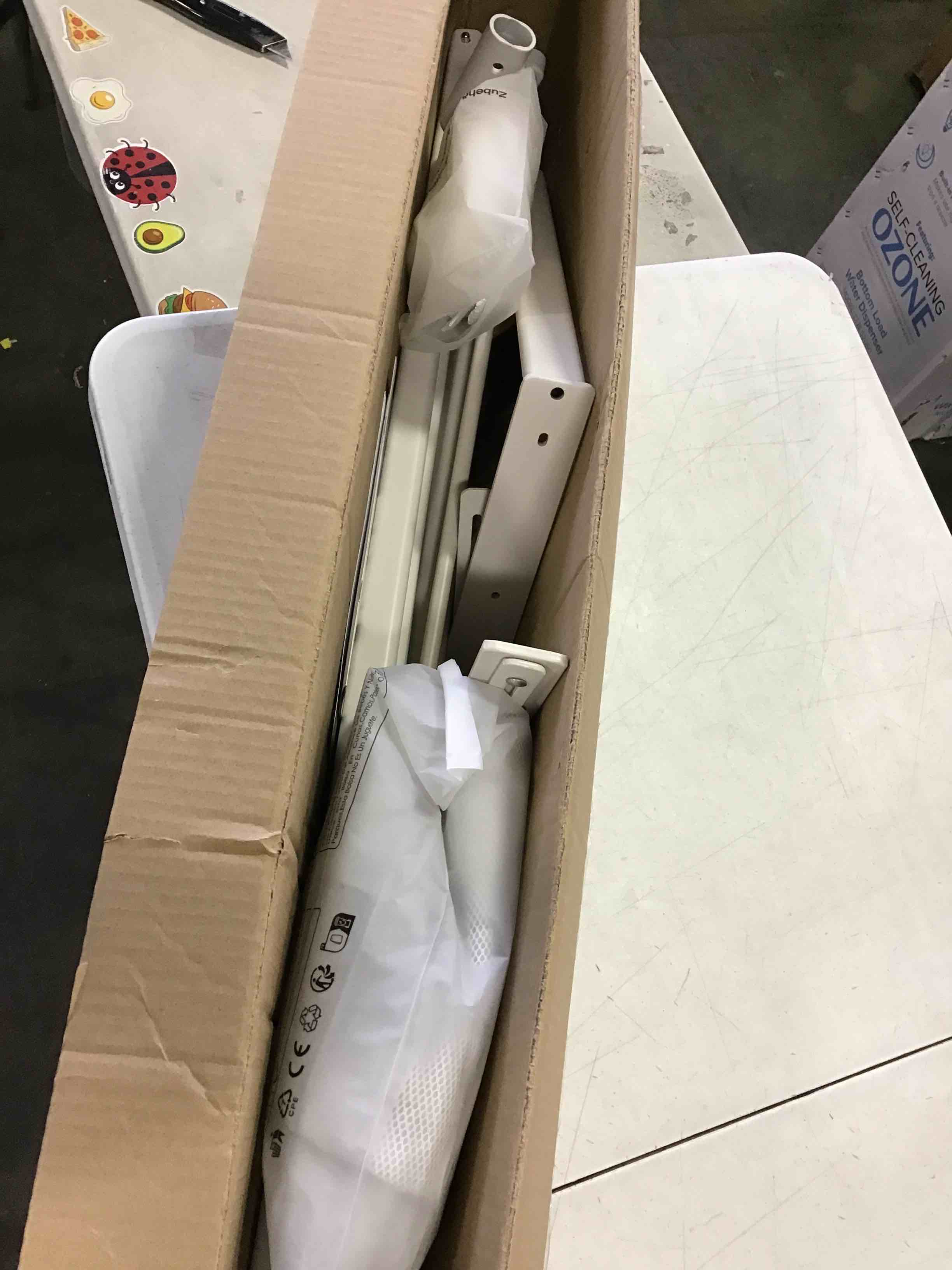https://s3.amazonaws.com/lotting-images-prod/bidfta/YEL5810195_1705675181165.jpeg