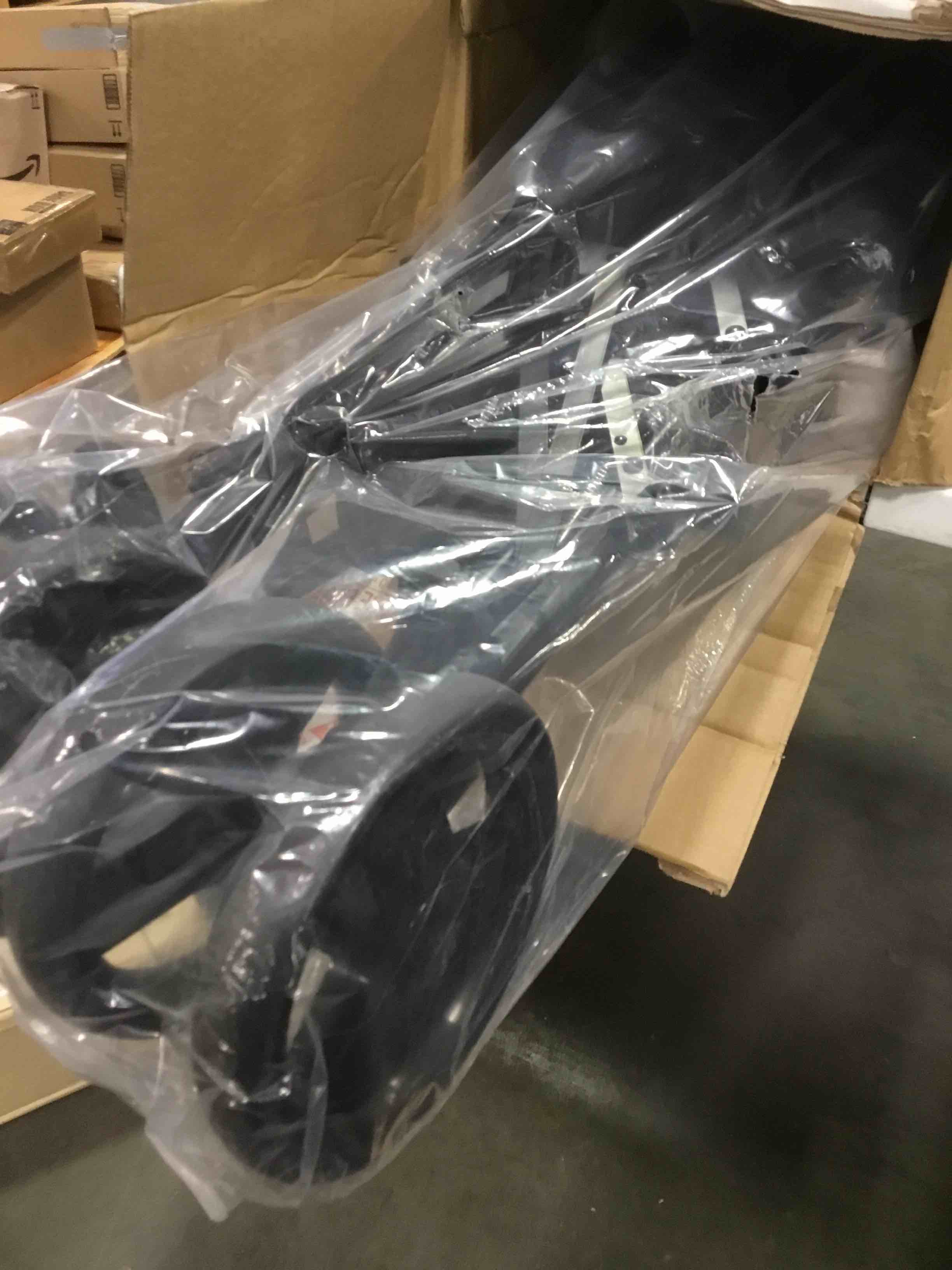 https://s3.amazonaws.com/lotting-images-prod/bidfta/YEL5810274_1706016118593.jpeg