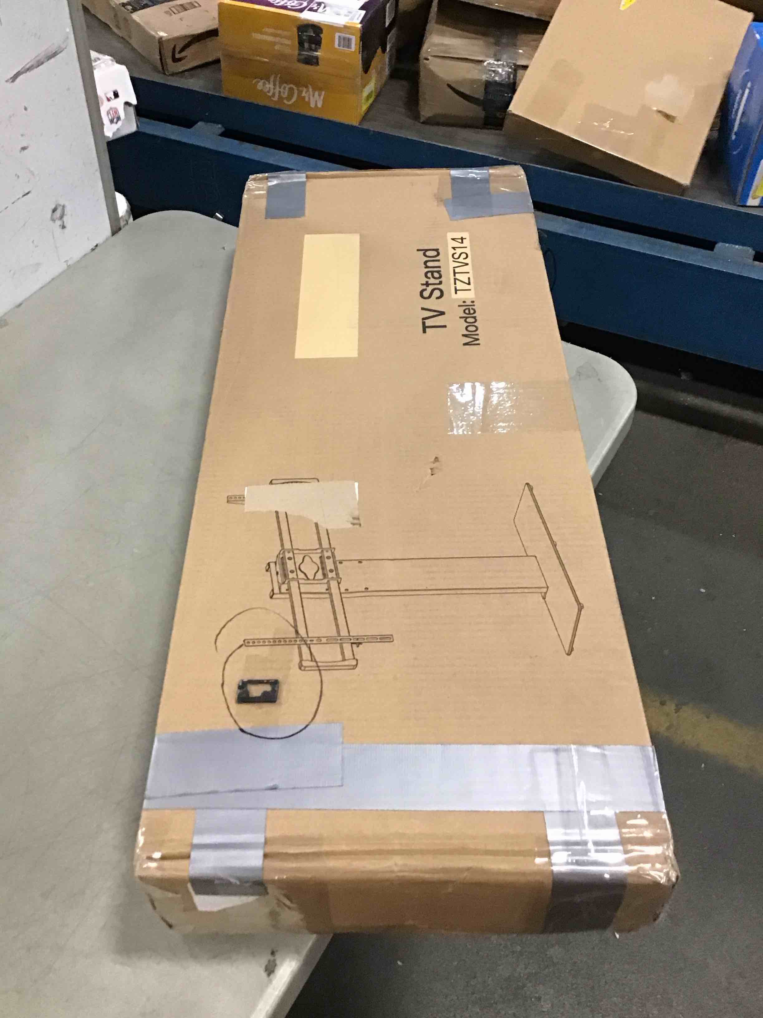 https://s3.amazonaws.com/lotting-images-prod/bidfta/YEL5812021_1705842498634.jpeg