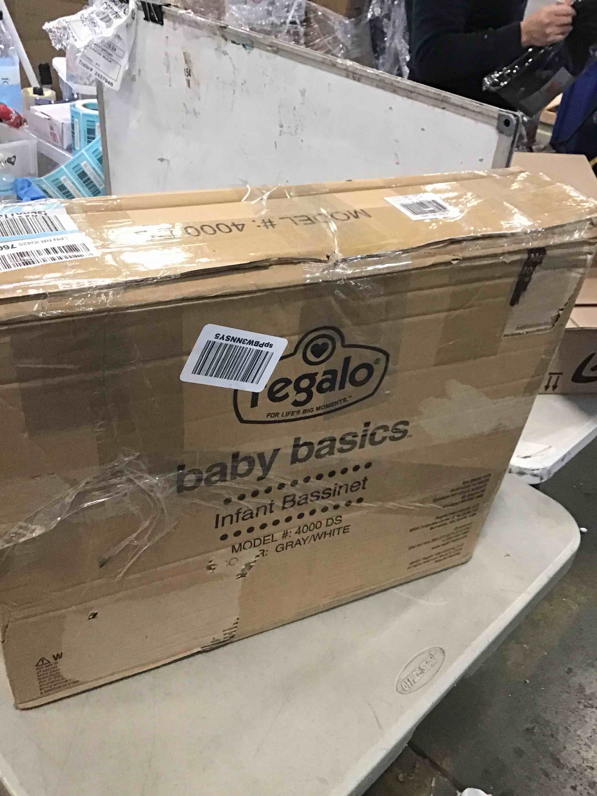 https://s3.amazonaws.com/lotting-images-prod/bidfta/YEL5812091_1705857814815.jpeg