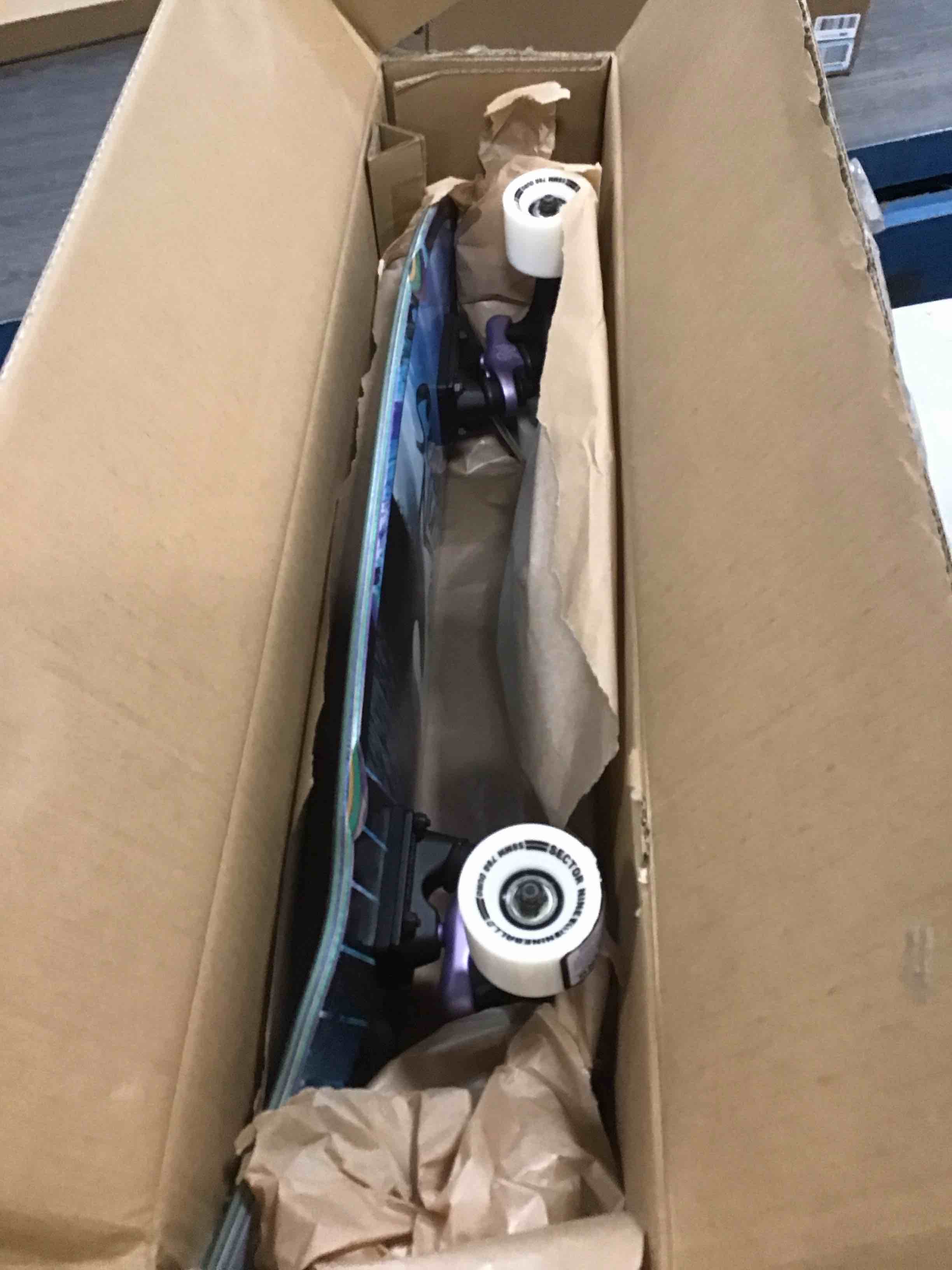 https://s3.amazonaws.com/lotting-images-prod/bidfta/YEL5812438_1706017412878.jpeg