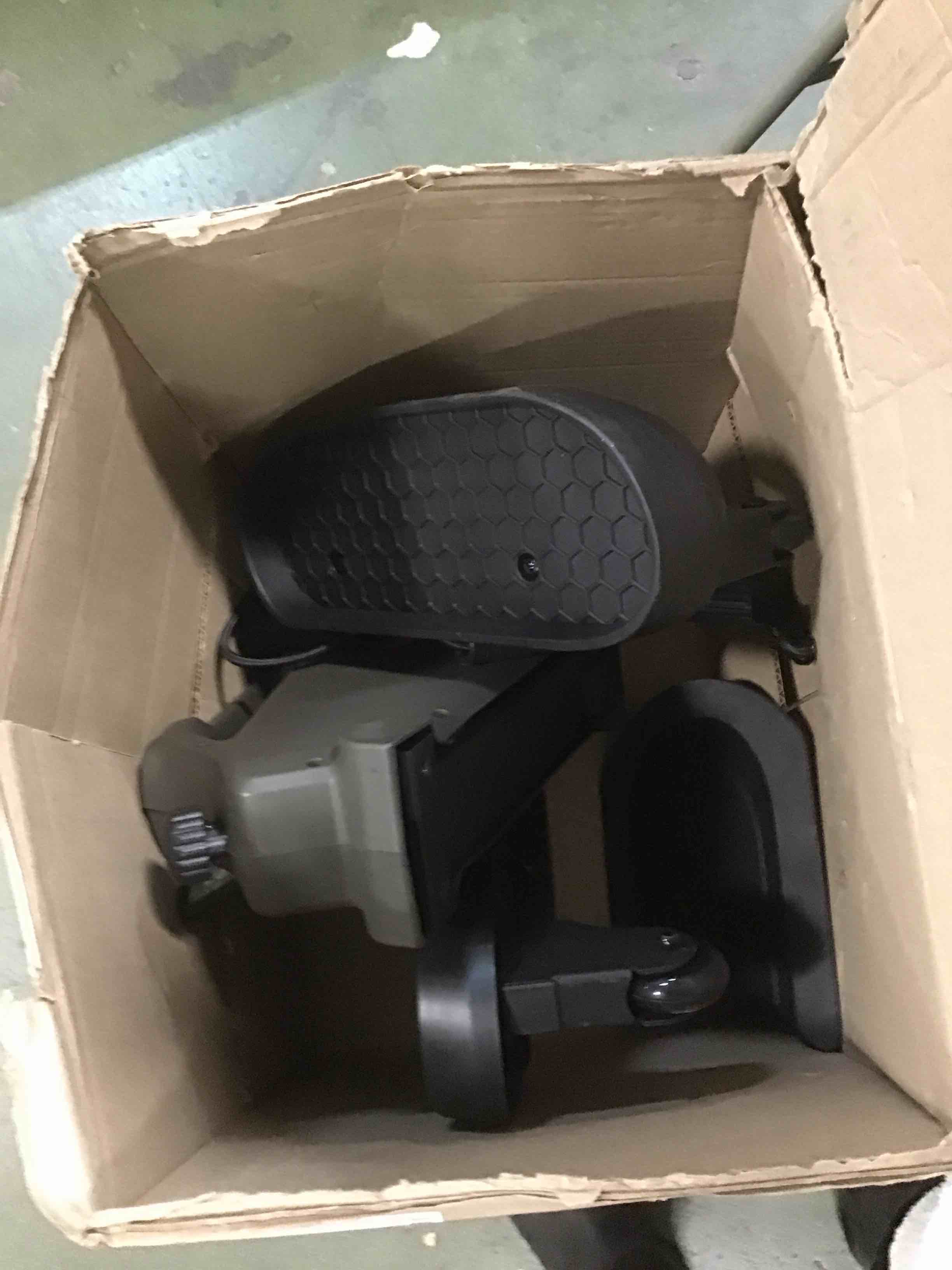 https://s3.amazonaws.com/lotting-images-prod/bidfta/YEL5812470_1706012617650.jpeg