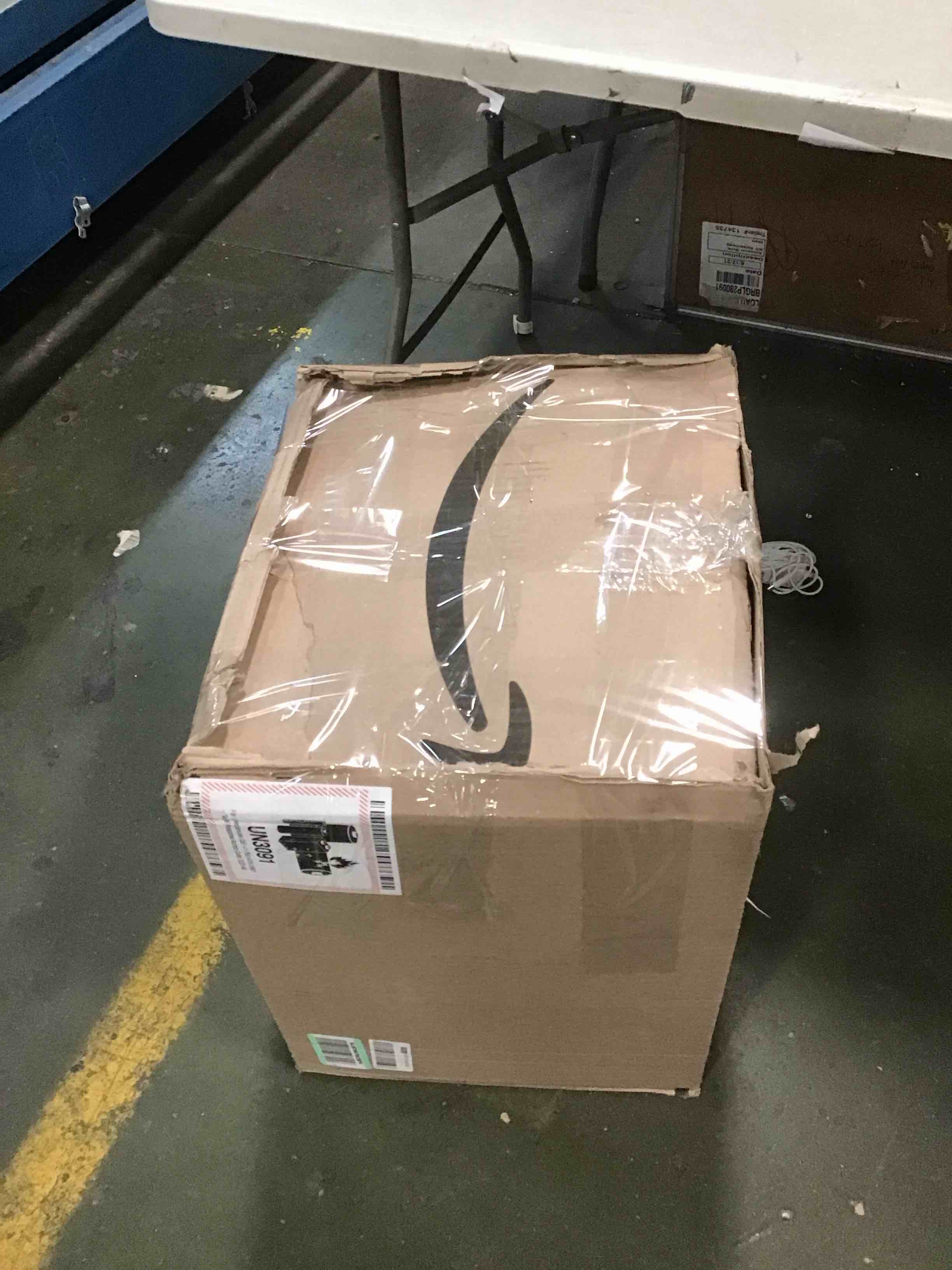 https://s3.amazonaws.com/lotting-images-prod/bidfta/YEL5812470_1706012676662.jpeg