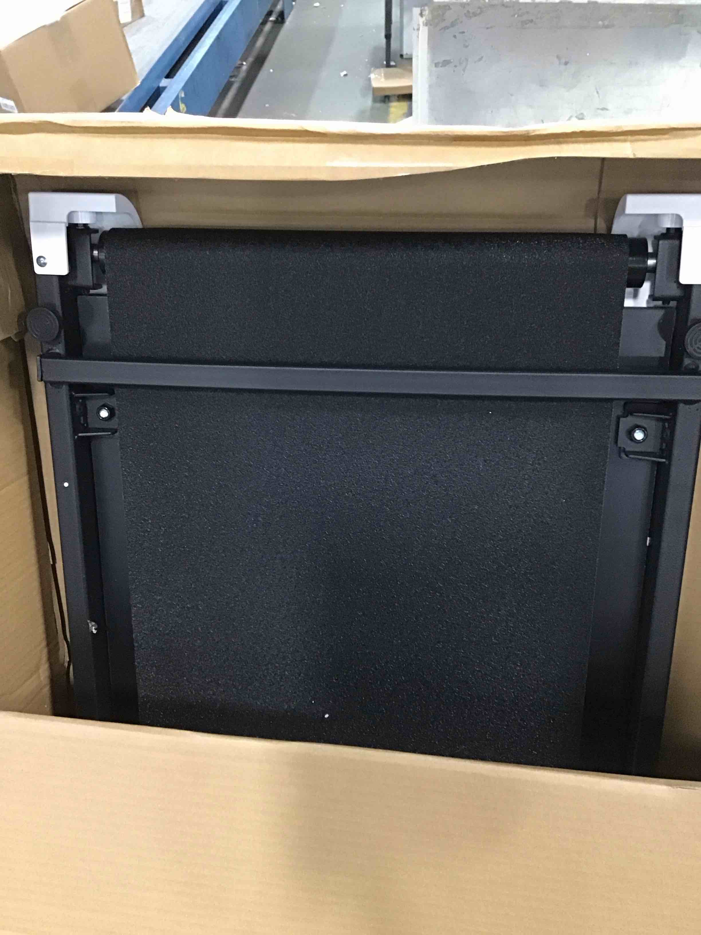 https://s3.amazonaws.com/lotting-images-prod/bidfta/YEL5812584_1706038813227.jpeg