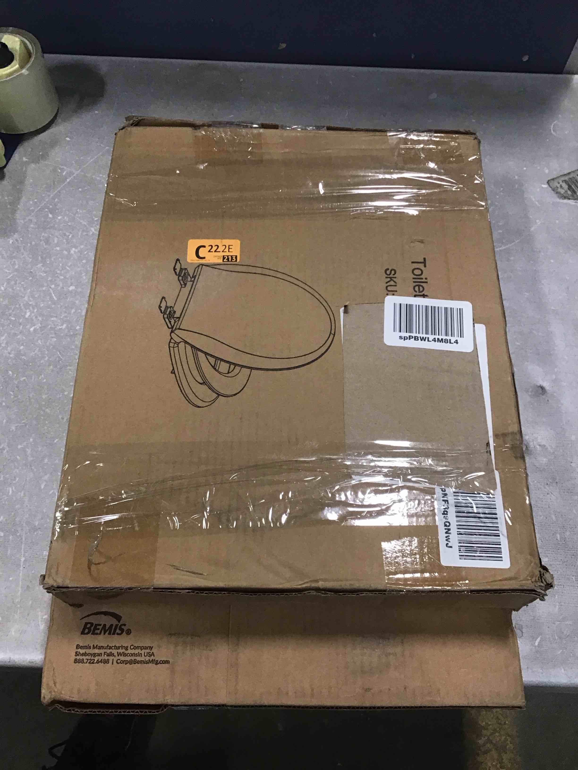 https://s3.amazonaws.com/lotting-images-prod/bidfta/YEL5812683_1706099417035.jpeg