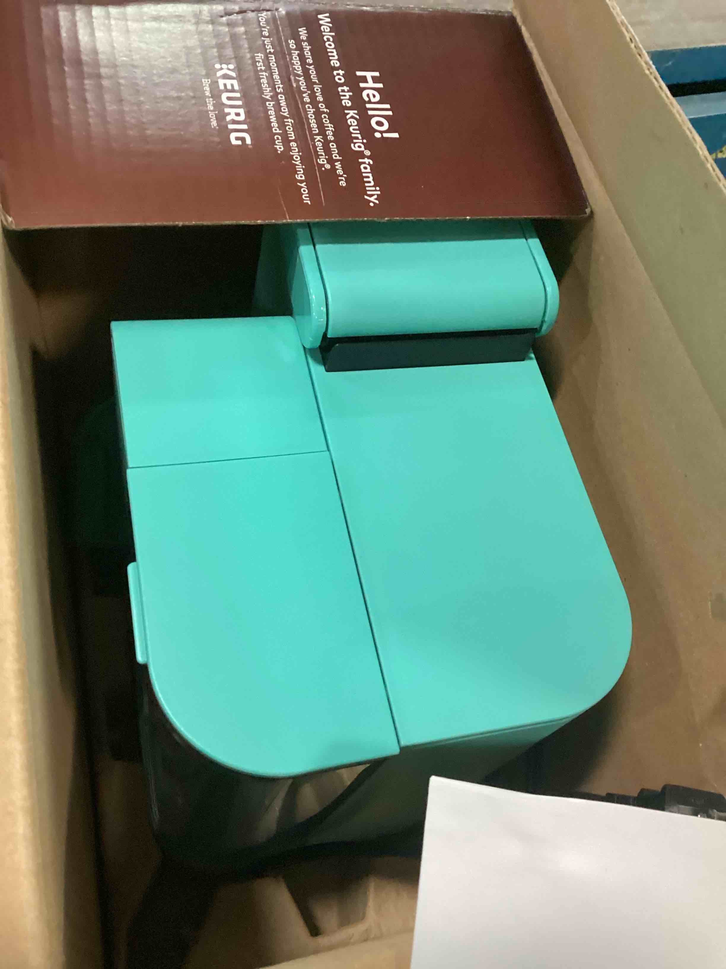 https://s3.amazonaws.com/lotting-images-prod/bidfta/YEL5813650_1705594507476.jpeg