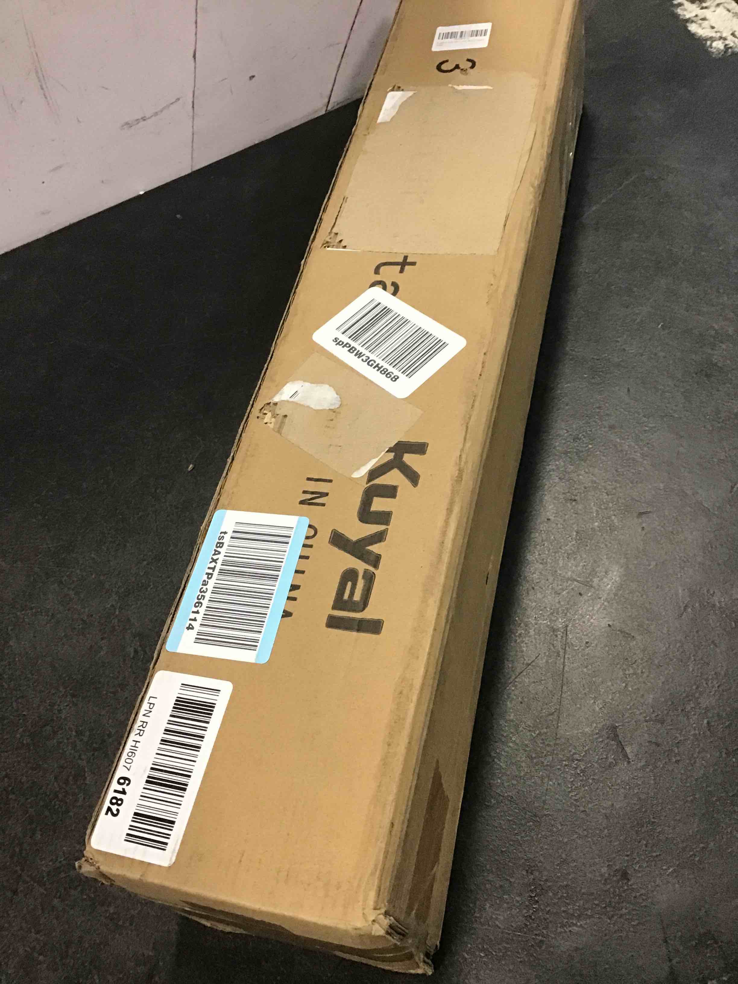 https://s3.amazonaws.com/lotting-images-prod/bidfta/YEL5815244_1705783625213.jpeg
