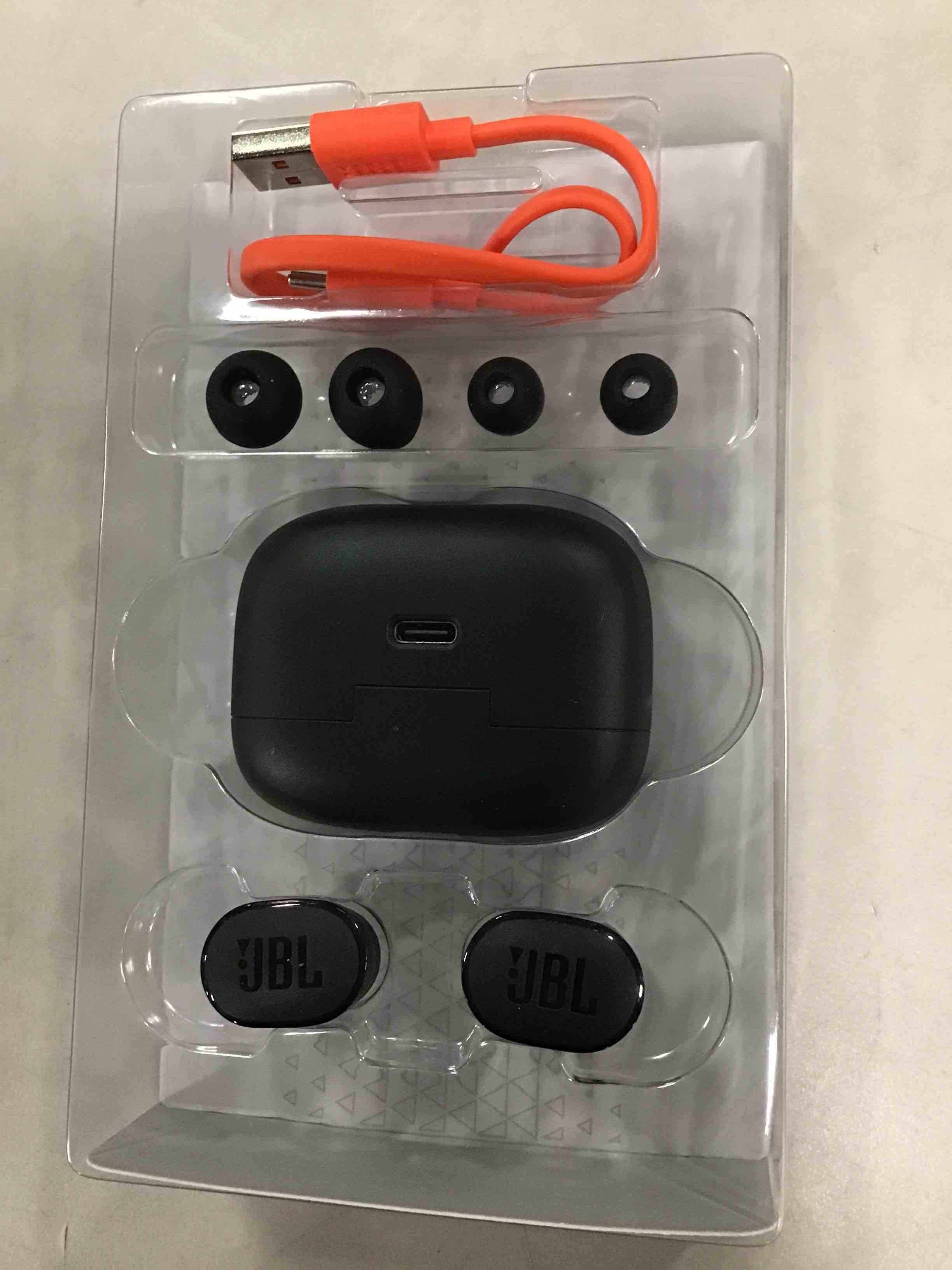 https://s3.amazonaws.com/lotting-images-prod/bidfta/YEL5815637_1706021173492.jpeg