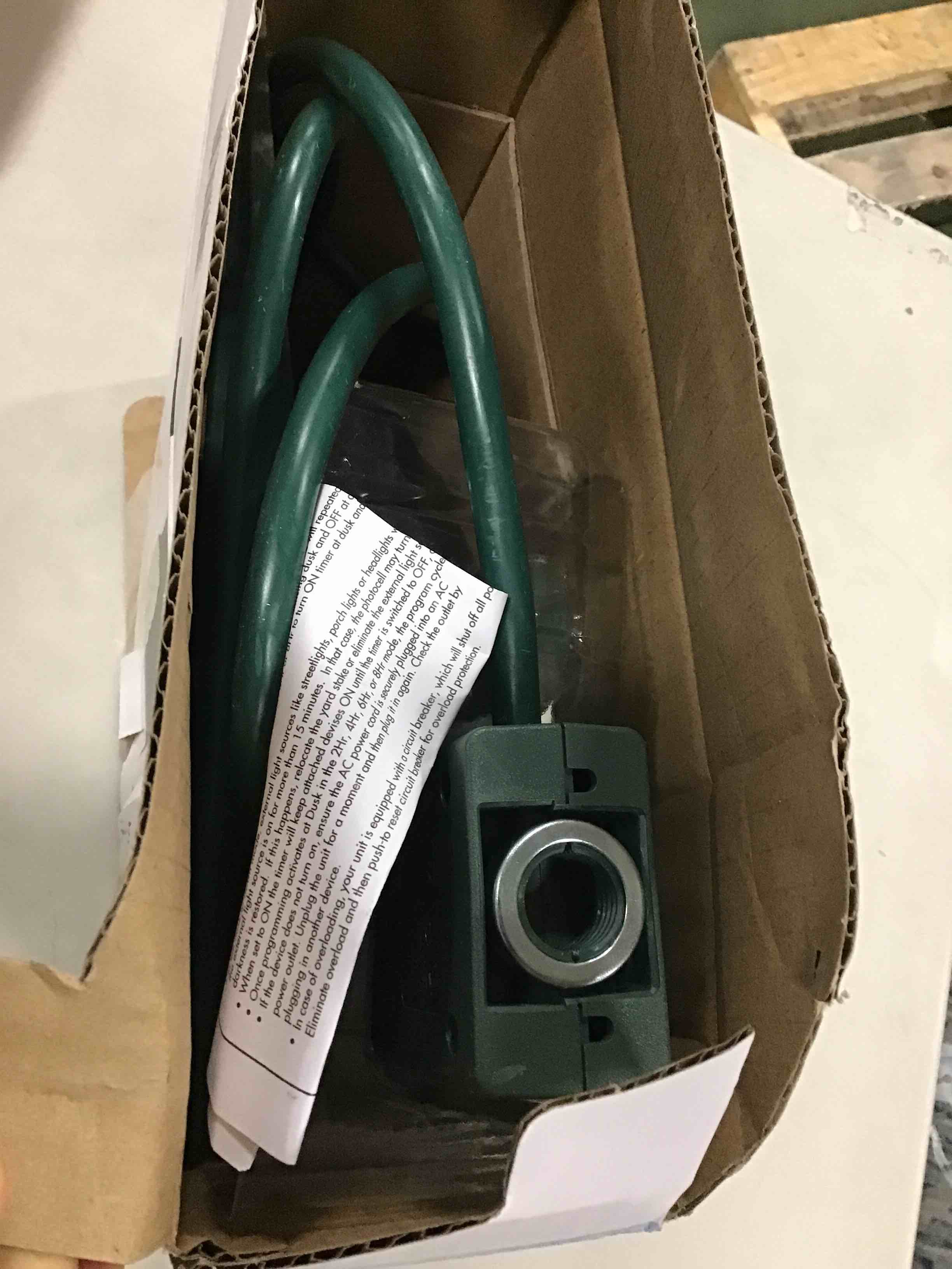 https://s3.amazonaws.com/lotting-images-prod/bidfta/YEL5815880_1706127521792.jpeg
