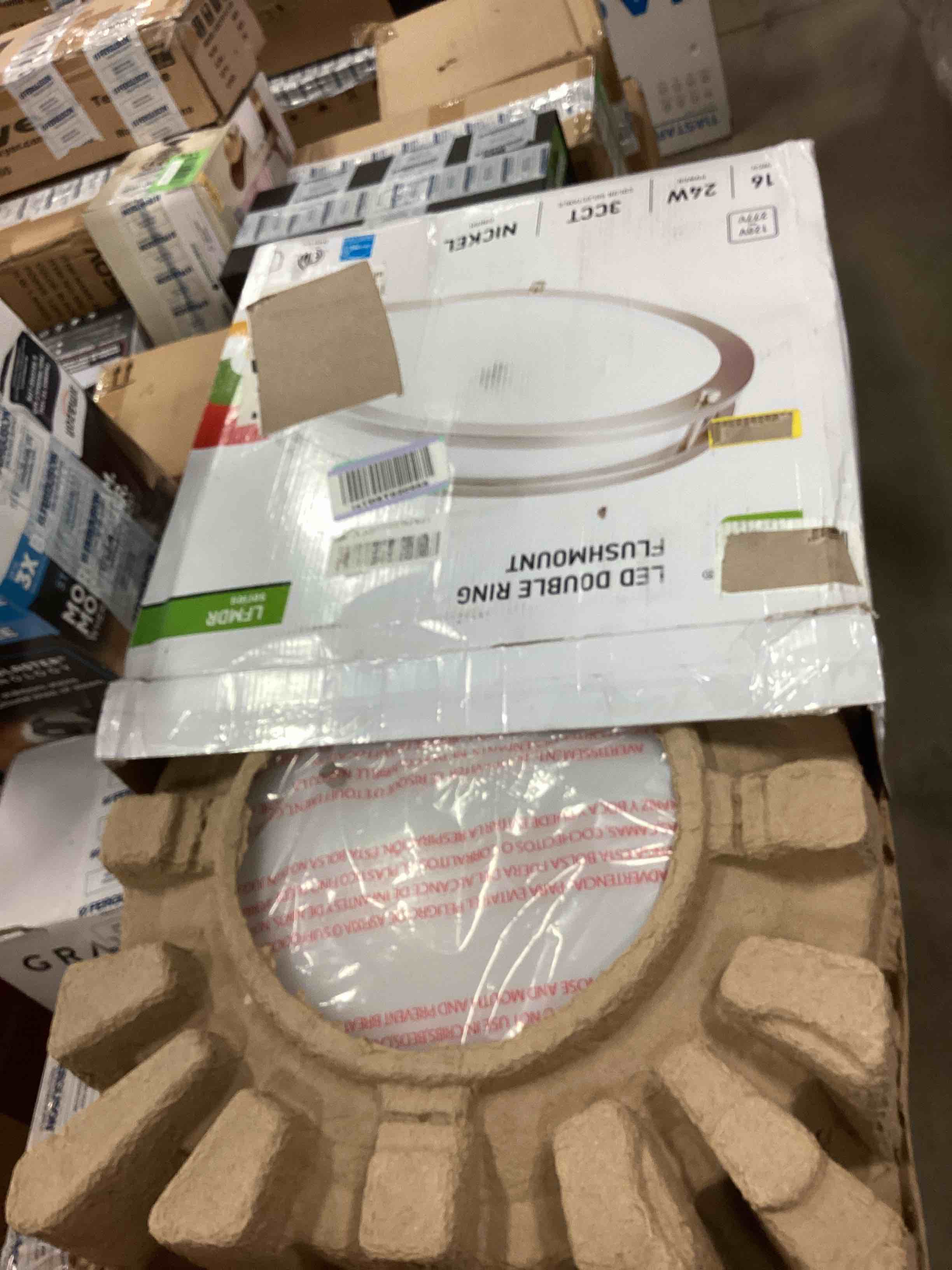 https://s3.amazonaws.com/lotting-images-prod/bidfta/YEL5820447_1707853378359.jpeg