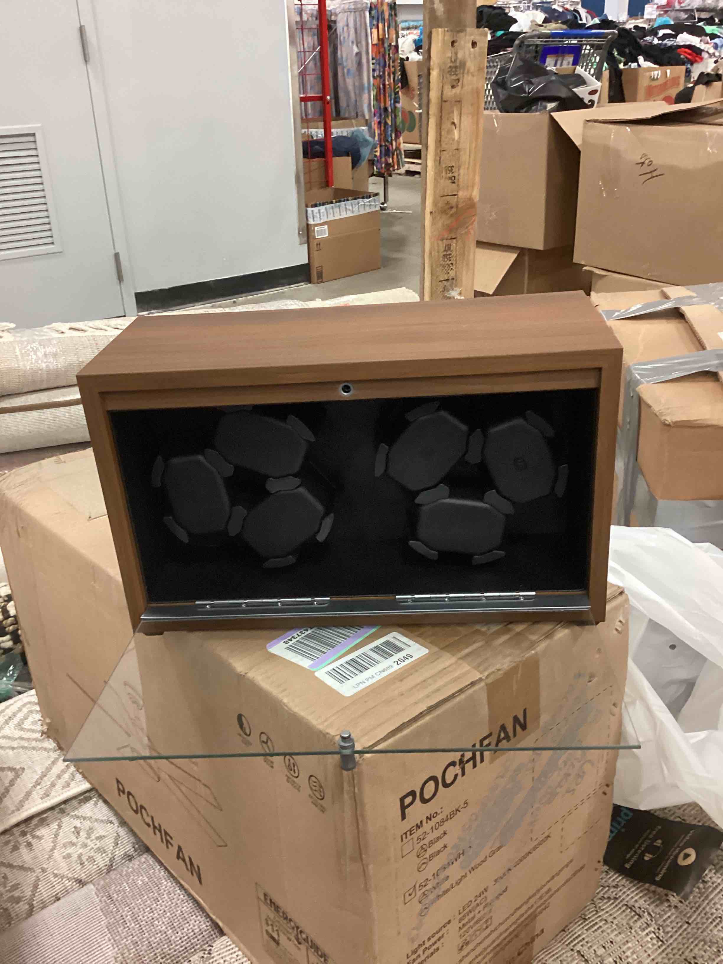 https://s3.amazonaws.com/lotting-images-prod/bidfta/YEL5820463_1707919777932.jpeg