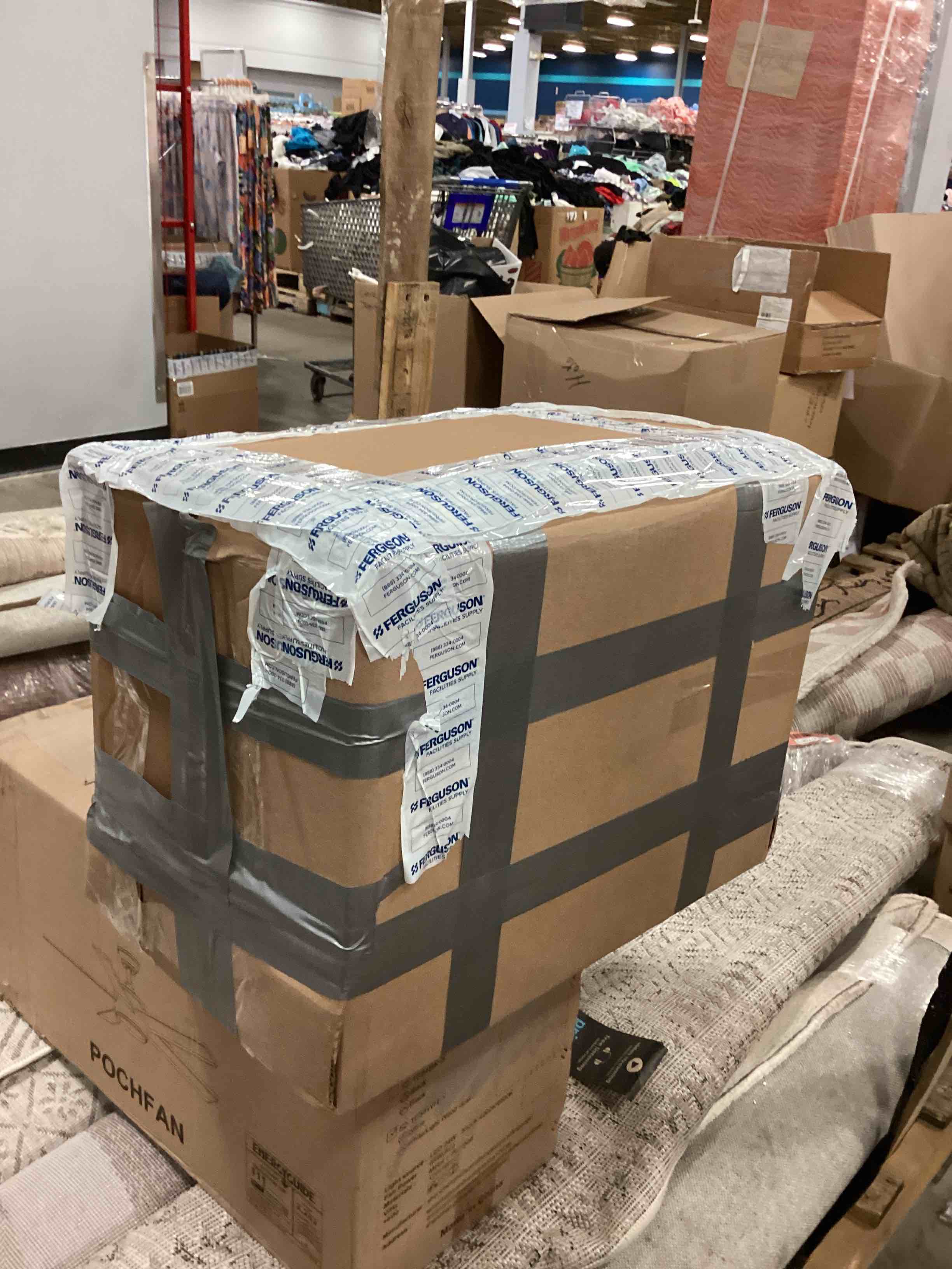 https://s3.amazonaws.com/lotting-images-prod/bidfta/YEL5820464_1707920425368.jpeg