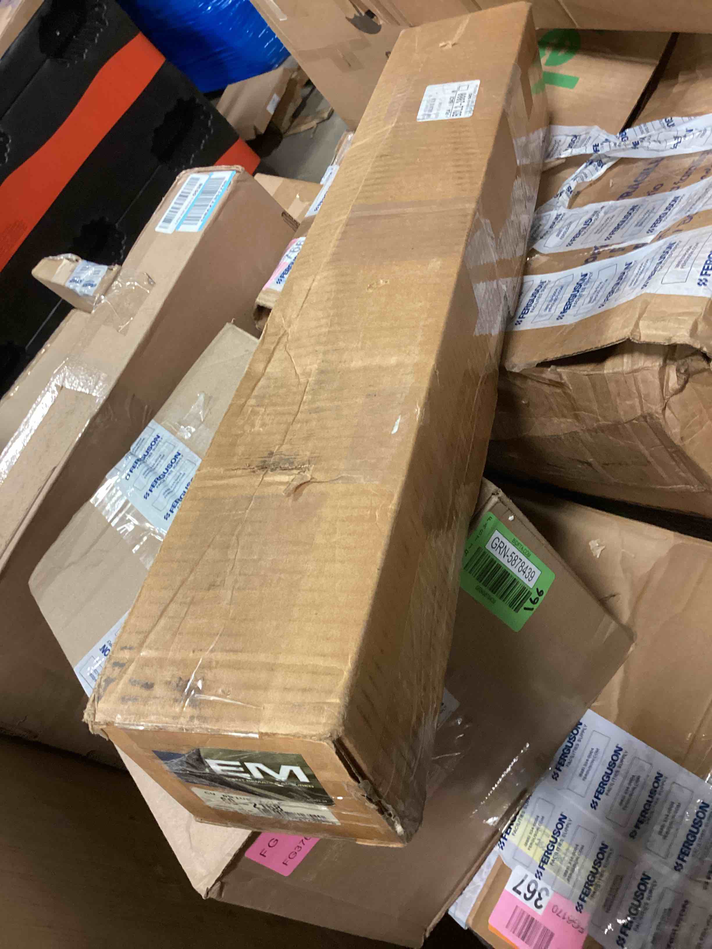 https://s3.amazonaws.com/lotting-images-prod/bidfta/YEL5820572_1708093003609.jpeg
