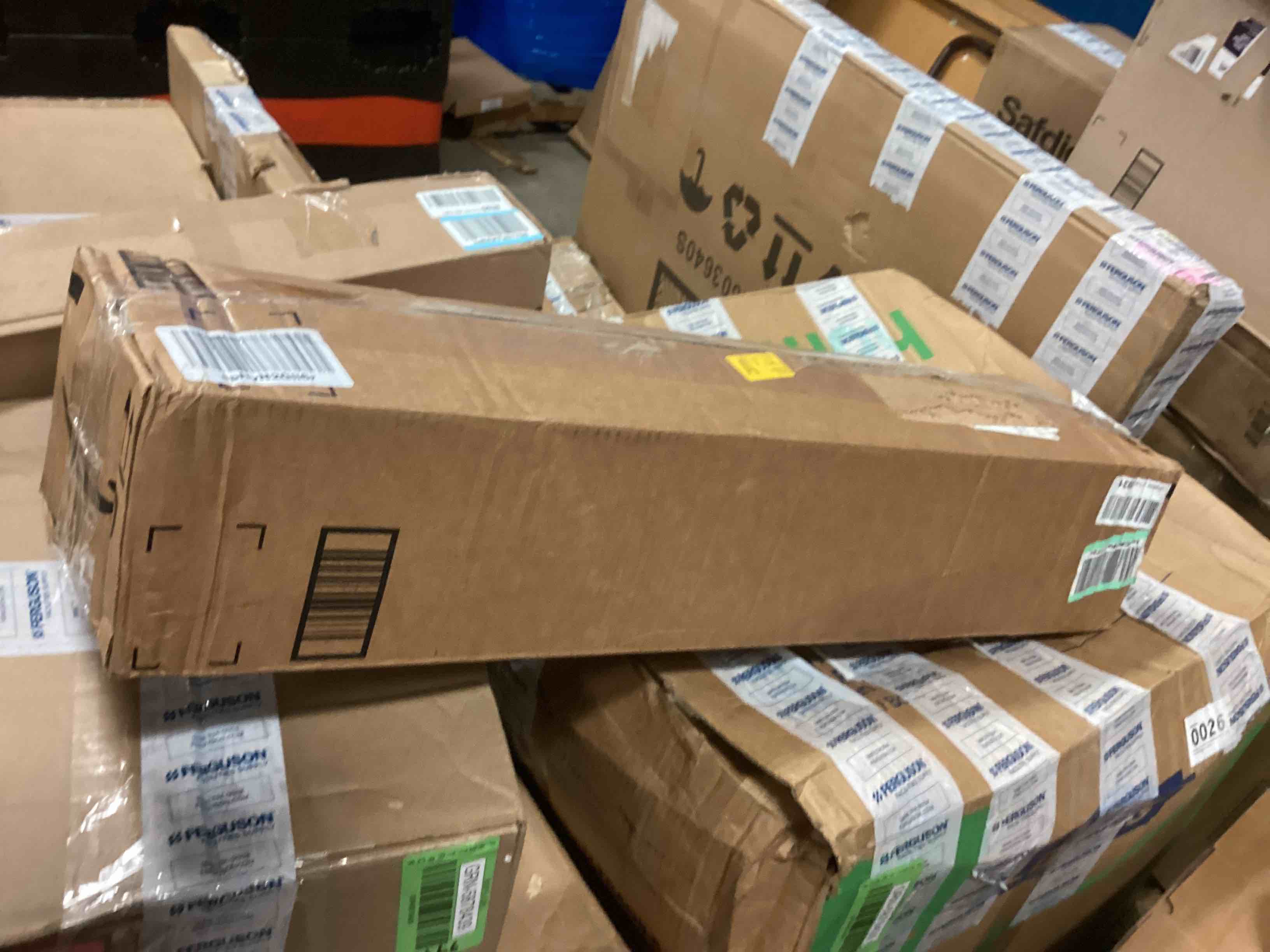 https://s3.amazonaws.com/lotting-images-prod/bidfta/YEL5820573_1708093481244.jpeg