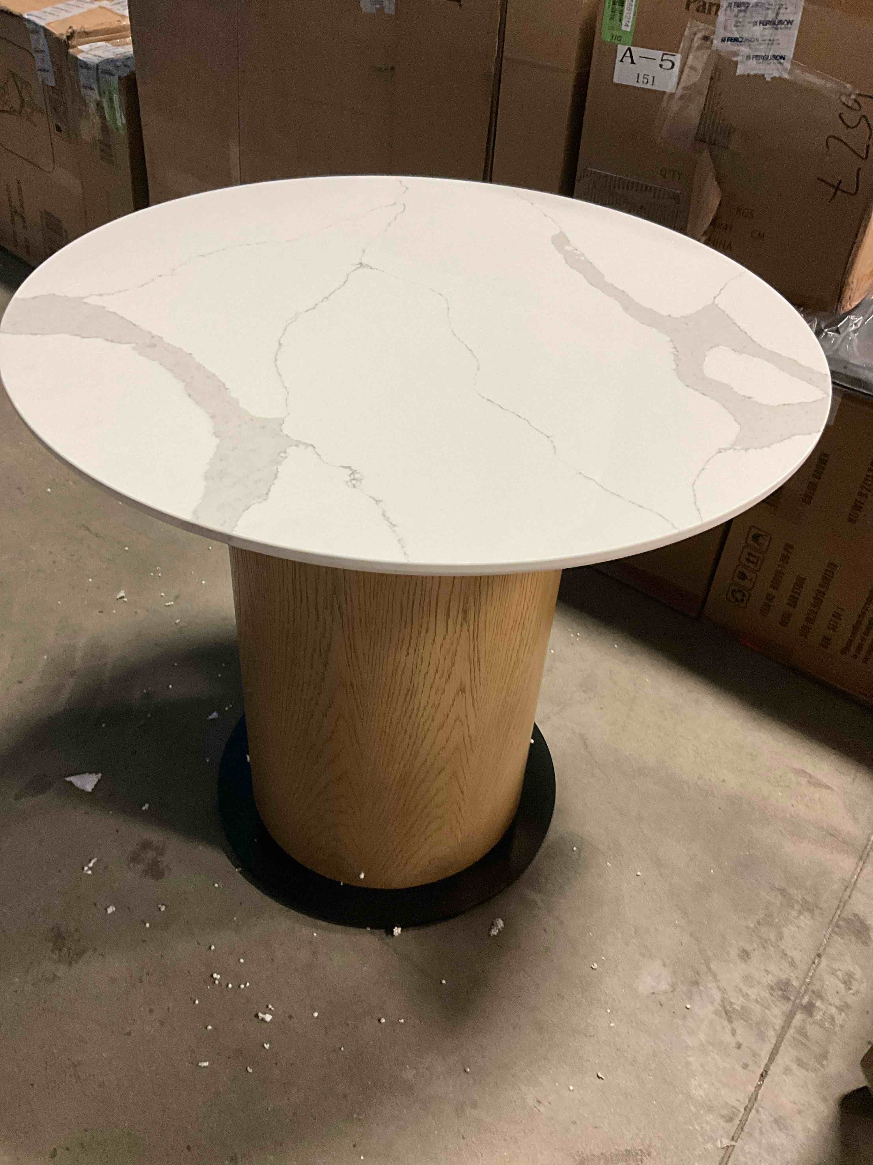 Landing High End Furniture Round Dining Table With White Marble Top