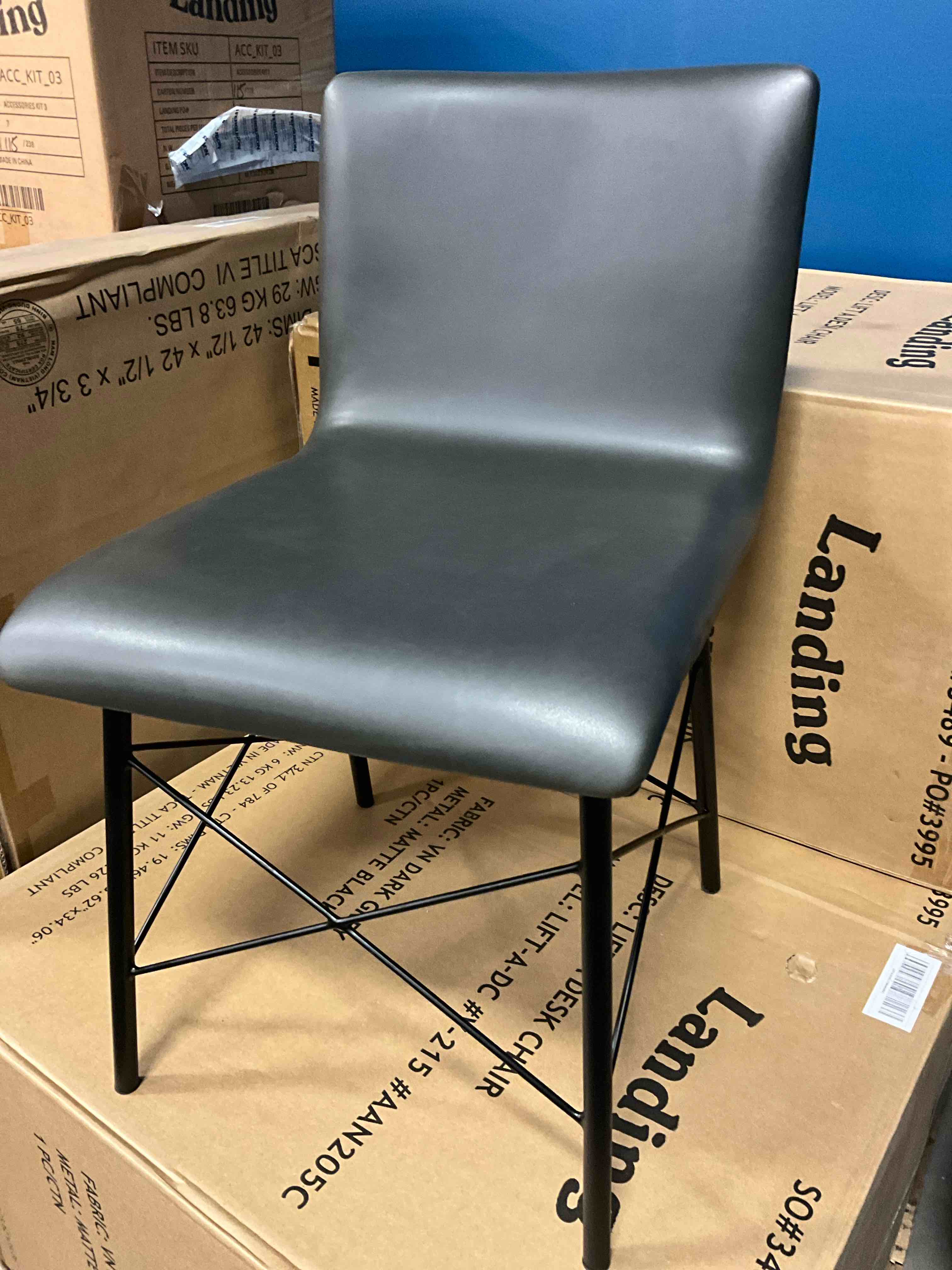 https://s3.amazonaws.com/lotting-images-prod/bidfta/YEL5820973_1710355402869.jpeg