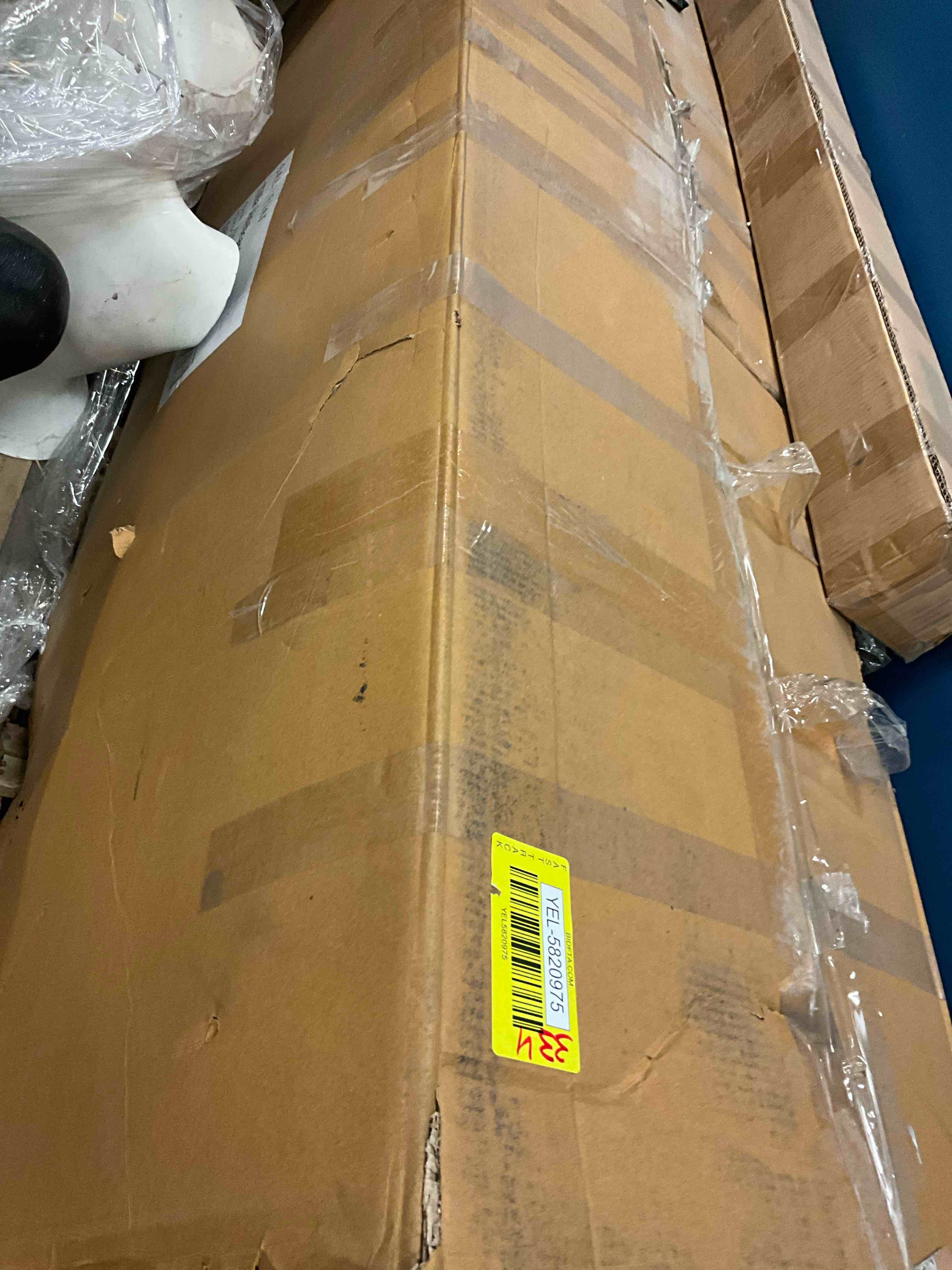 https://s3.amazonaws.com/lotting-images-prod/bidfta/YEL5820975_1710355905551.jpeg