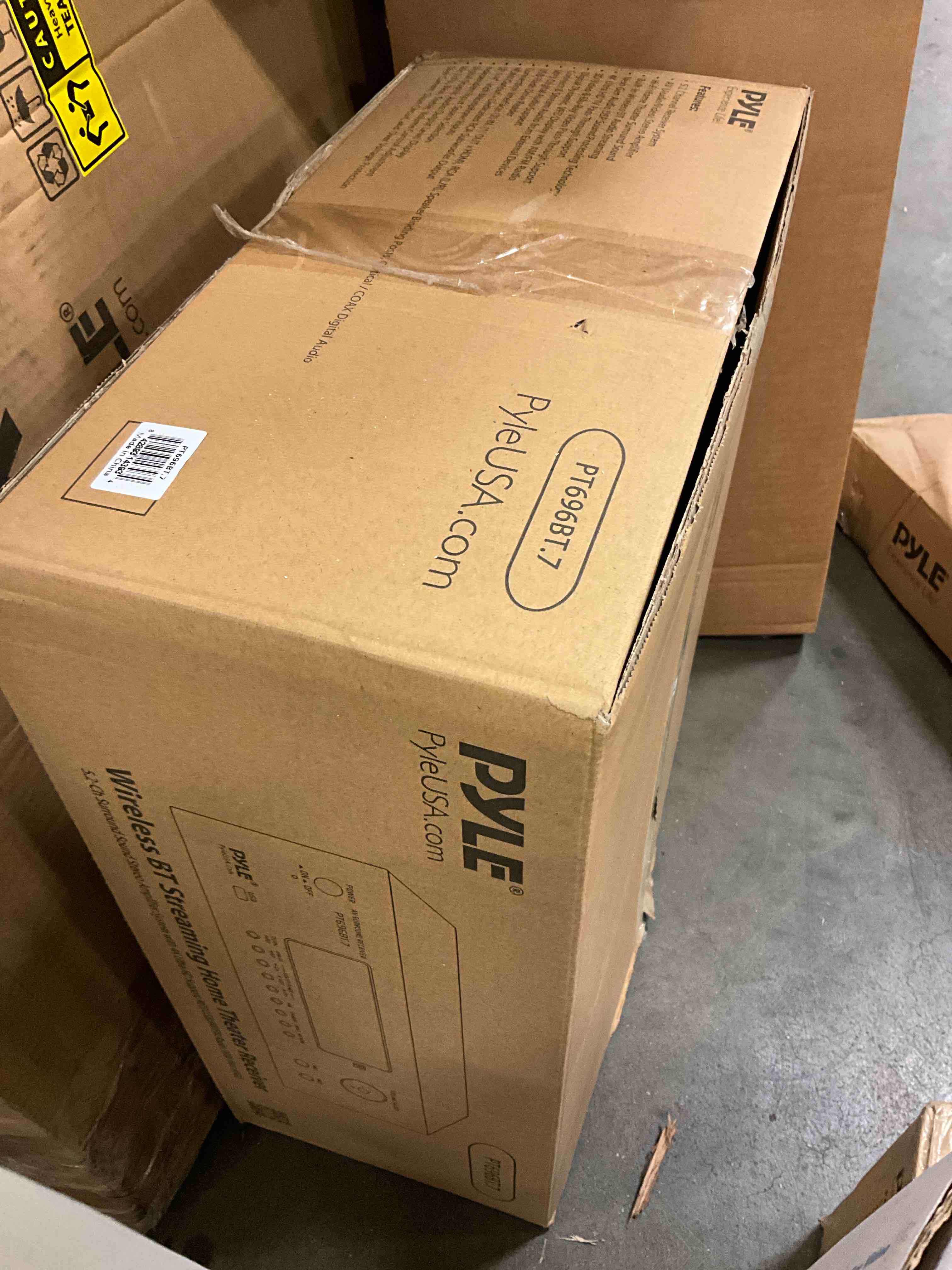 https://s3.amazonaws.com/lotting-images-prod/bidfta/YEL5820980_1710359580578.jpeg