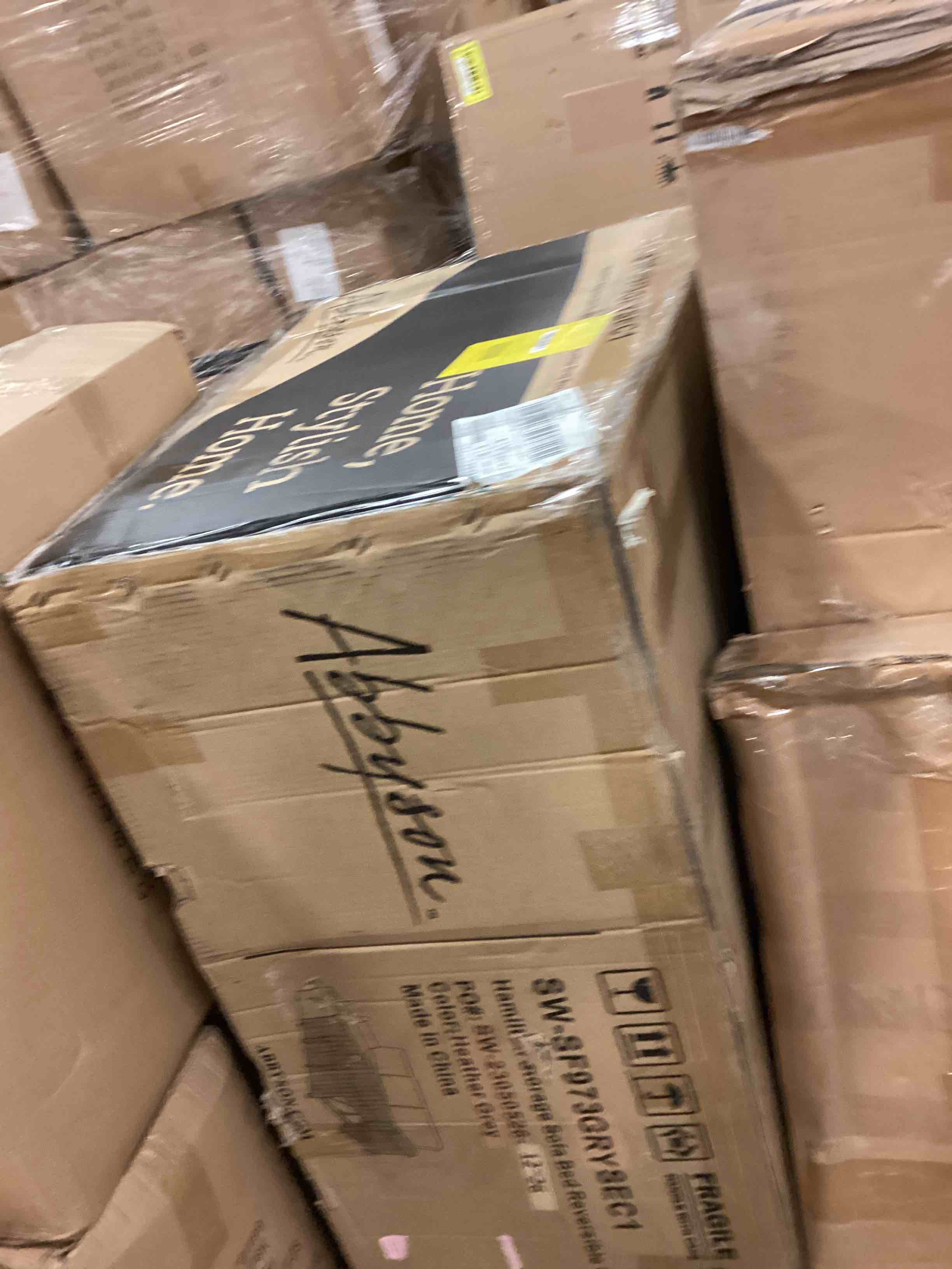 https://s3.amazonaws.com/lotting-images-prod/bidfta/YEL5821121_1710447305580.jpeg