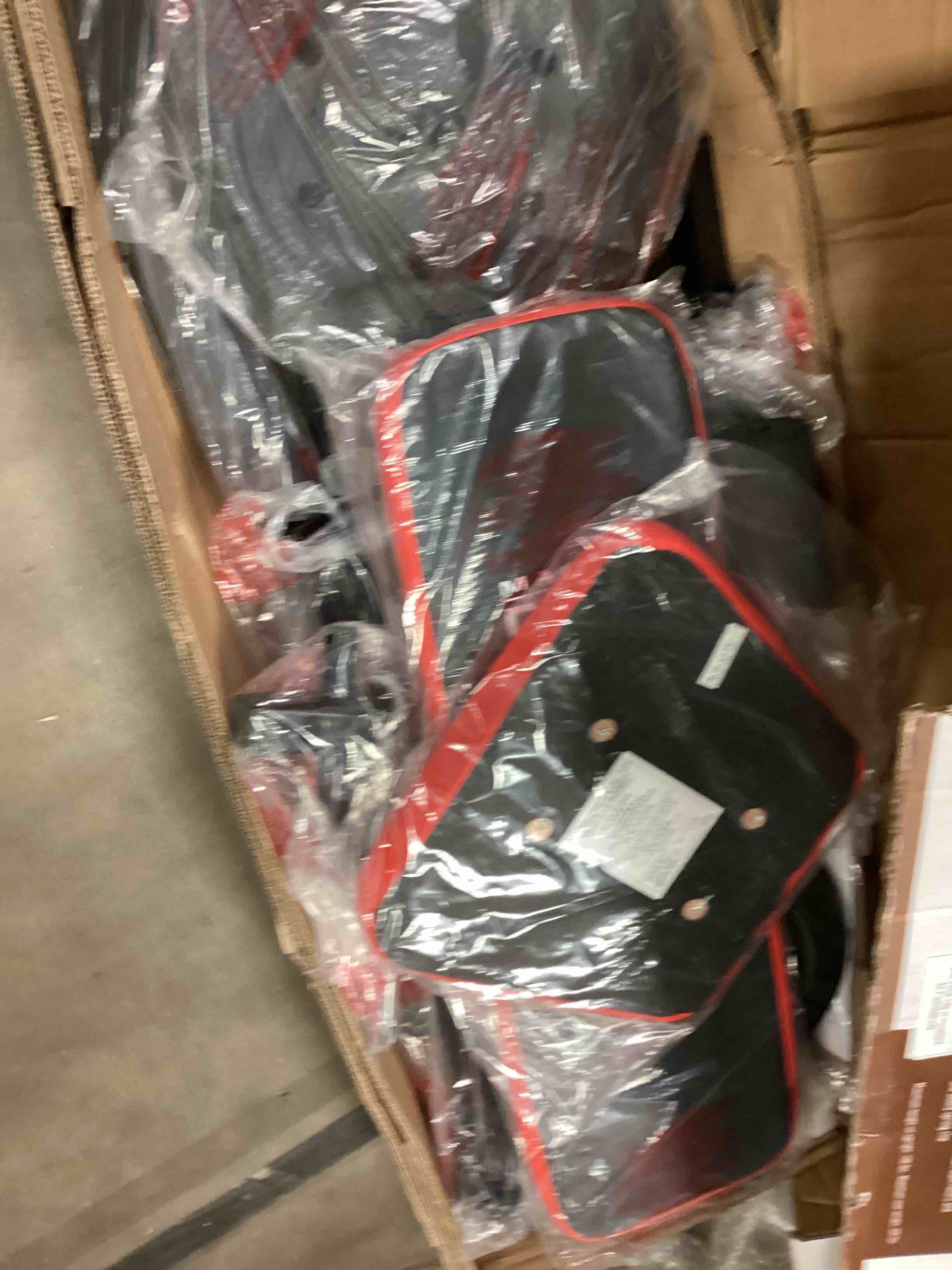 https://s3.amazonaws.com/lotting-images-prod/bidfta/YEL5821123_1710447720316.jpeg