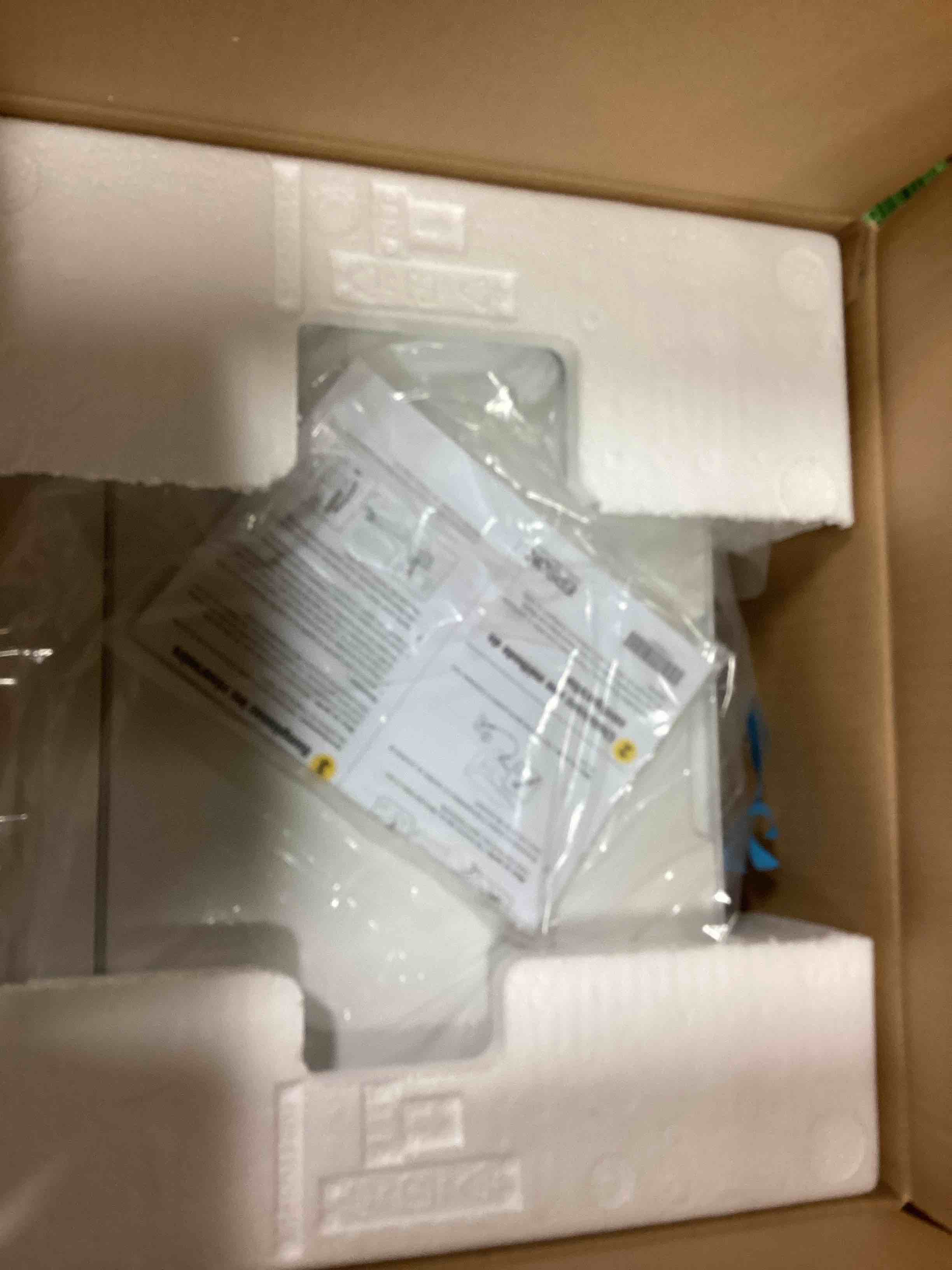 https://s3.amazonaws.com/lotting-images-prod/bidfta/YEL5822887_1709738564337.jpeg