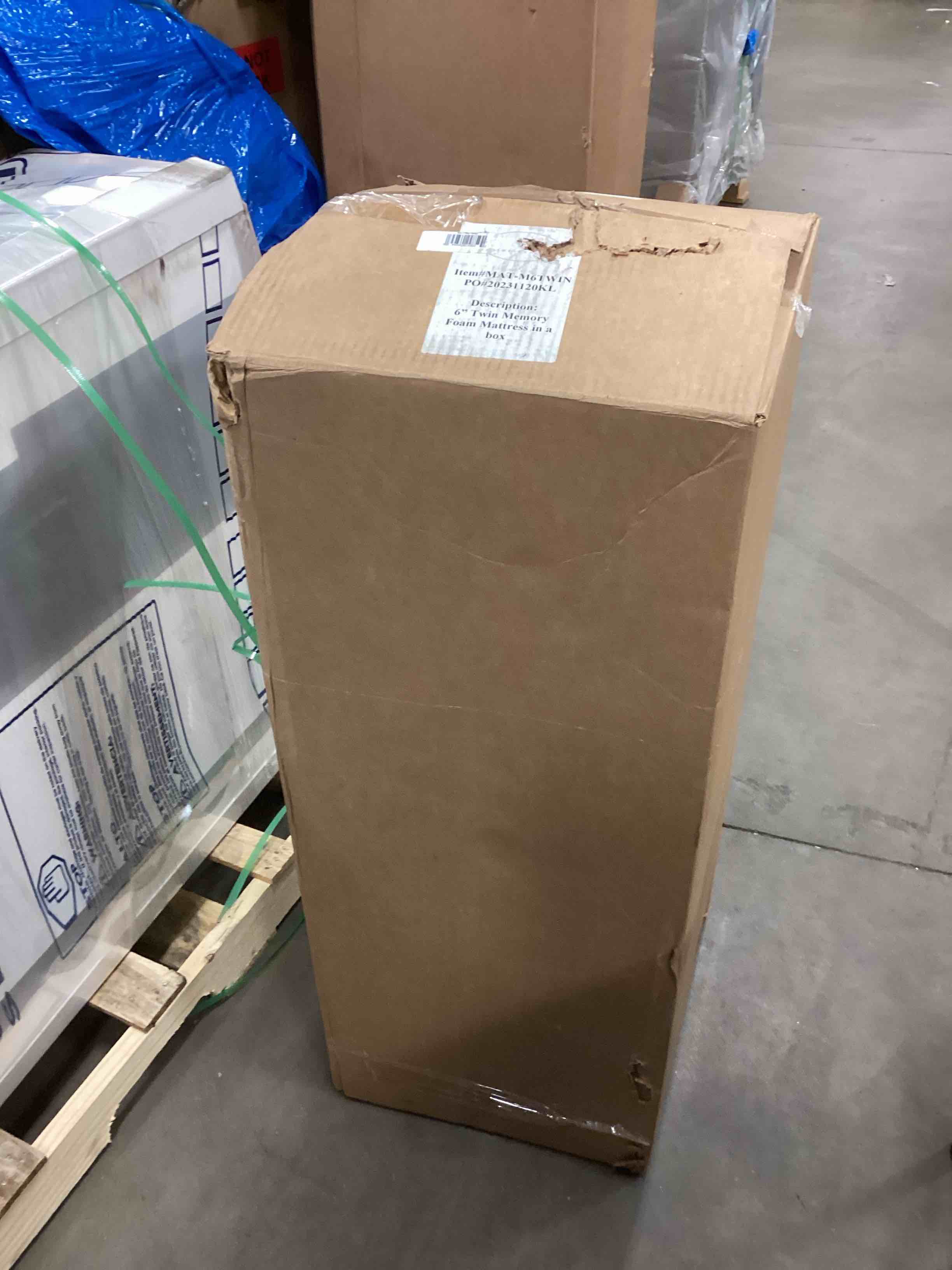 https://s3.amazonaws.com/lotting-images-prod/bidfta/YEL5827367_1708616044348.jpeg