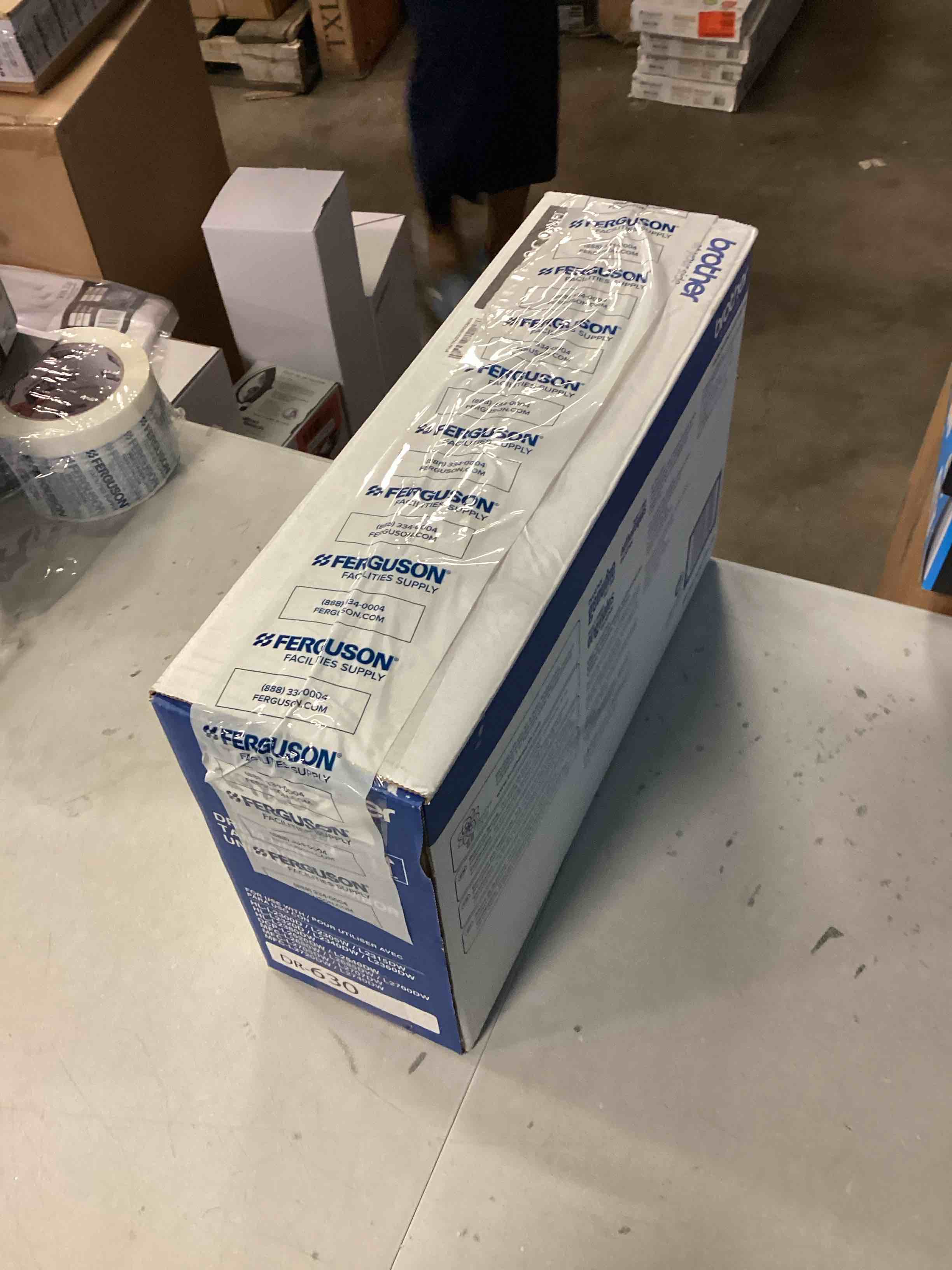 https://s3.amazonaws.com/lotting-images-prod/bidfta/YEL5827401_1708707256731.jpeg