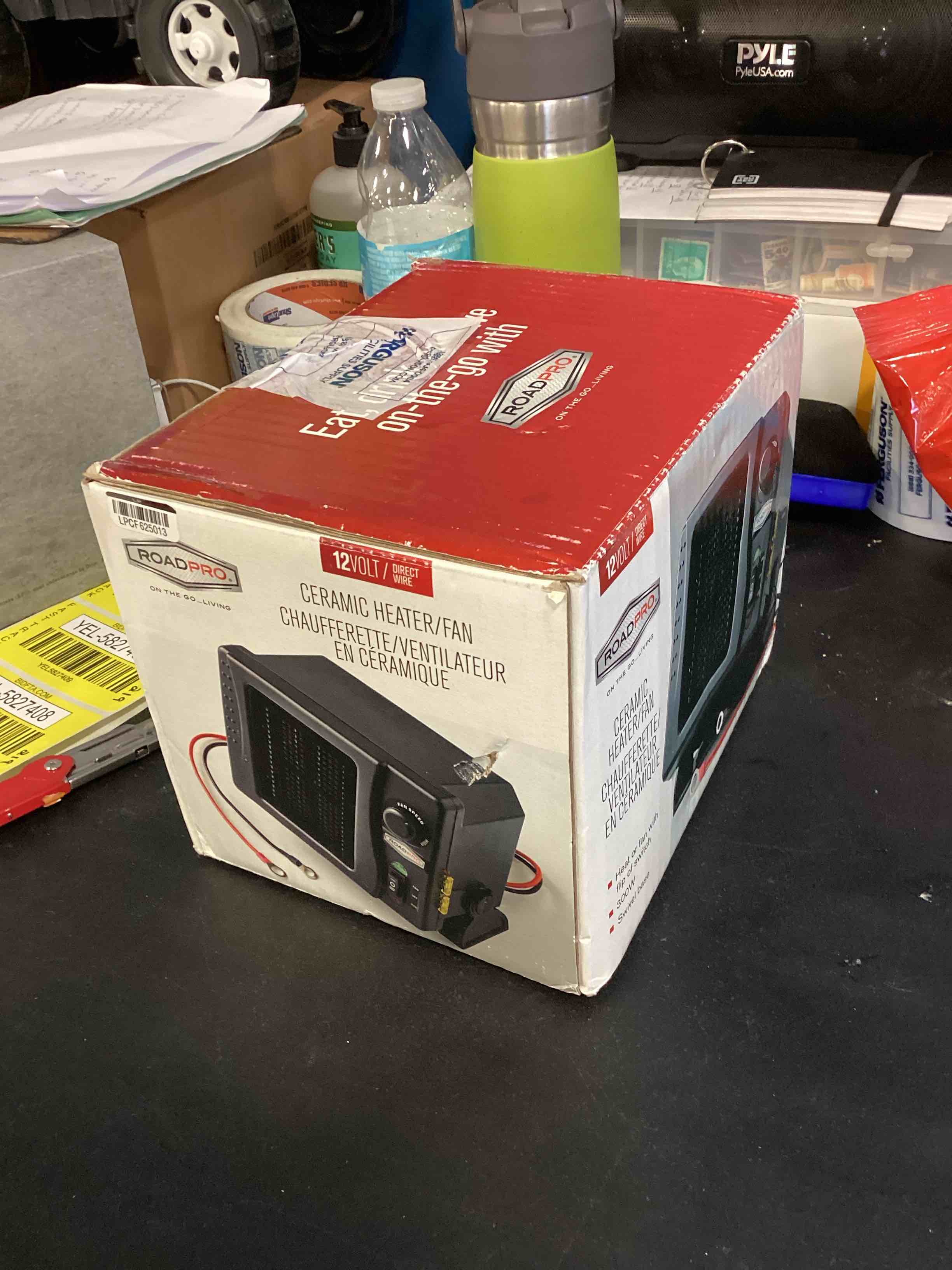 https://s3.amazonaws.com/lotting-images-prod/bidfta/YEL5827408_1708713617731.jpeg