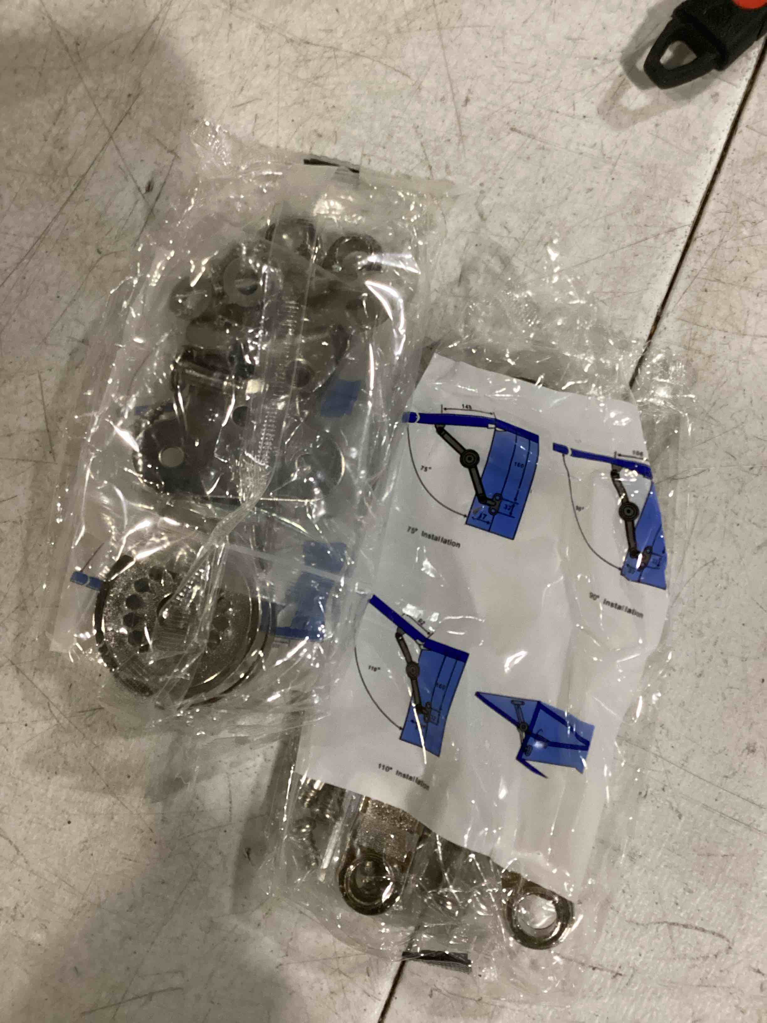 https://s3.amazonaws.com/lotting-images-prod/bidfta/YEL5828508_1723470469464.jpeg