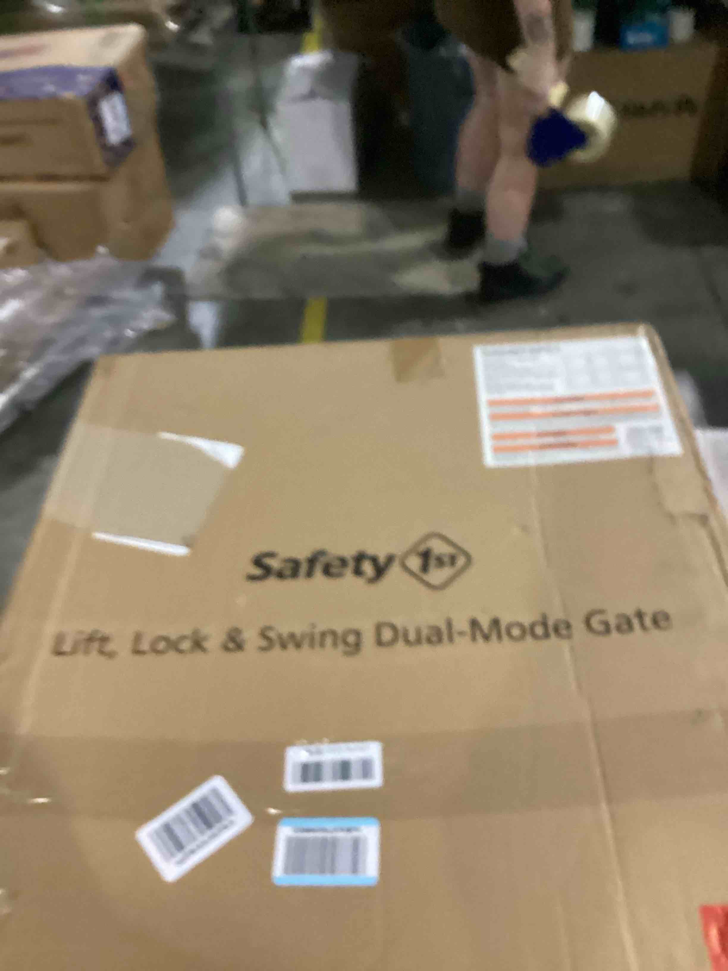 https://s3.amazonaws.com/lotting-images-prod/bidfta/YEL5830588_1724945387234.jpeg