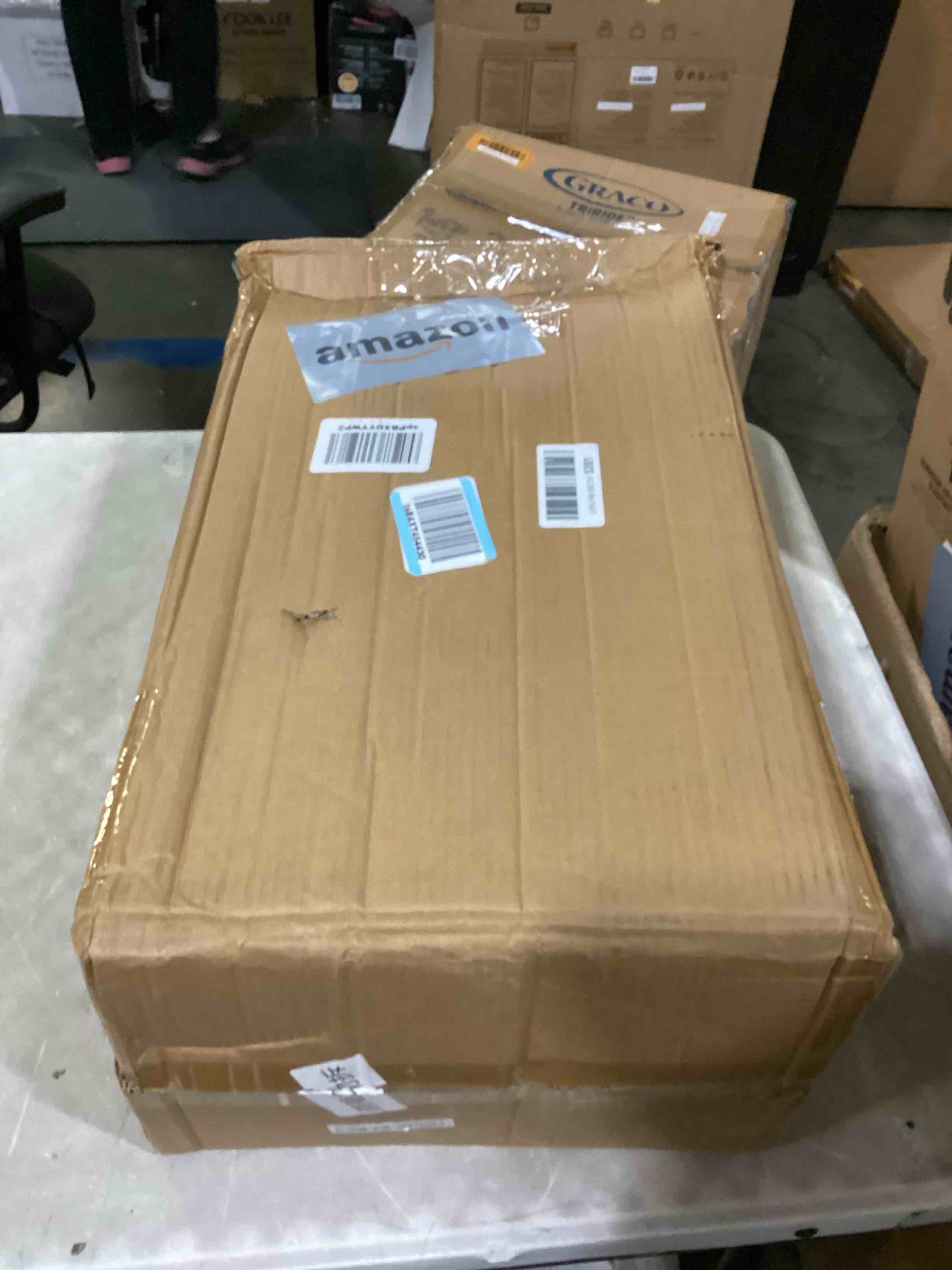 https://s3.amazonaws.com/lotting-images-prod/bidfta/YEL5834518_1724943572742.jpeg