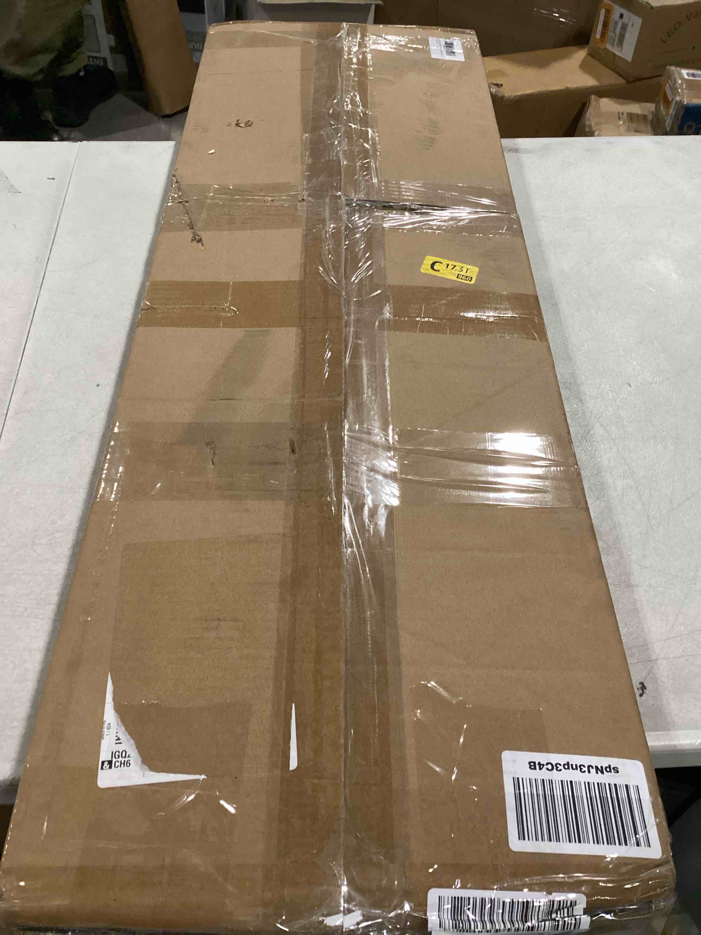 https://s3.amazonaws.com/lotting-images-prod/bidfta/YEL5837063_1722340915425.jpeg