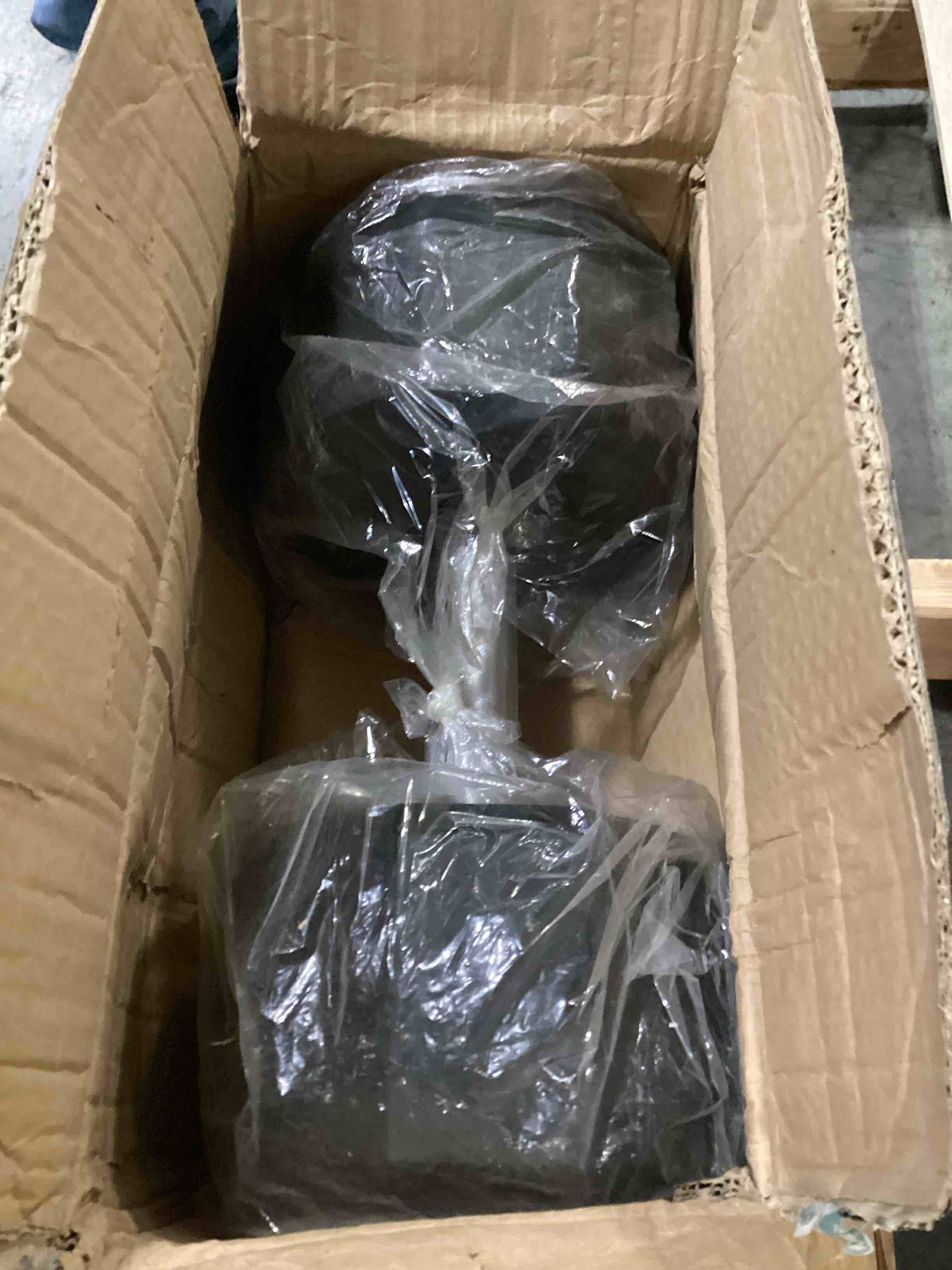 https://s3.amazonaws.com/lotting-images-prod/bidfta/YEL5837802_1722864202518.jpeg